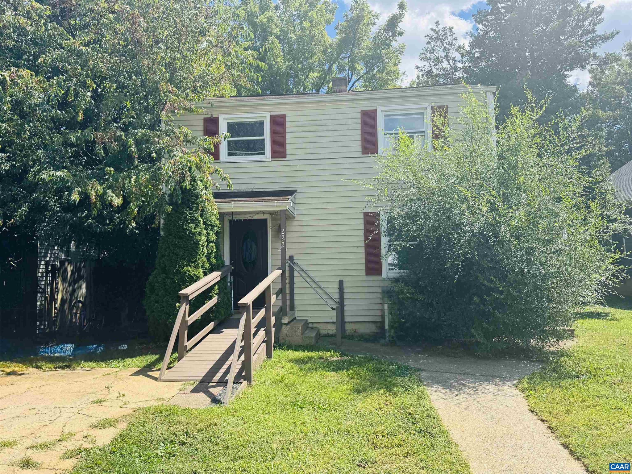 222 JAMES AVE
