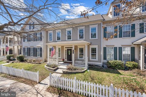 Photo of 20367 Bowfonds Street, ASHBURN, VA 20147 (MLS # VALO2117330)