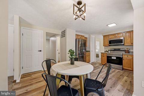 Tiny photo for 1527 Everlea Road, MARRIOTTSVILLE, MD 21104 (MLS # MDHW2065136)