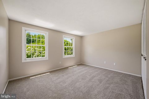 Tiny photo for 1527 Everlea Road, MARRIOTTSVILLE, MD 21104 (MLS # MDHW2065136)