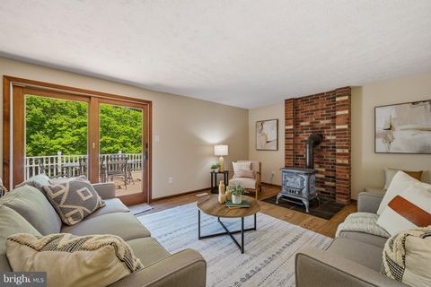 Tiny photo for 1527 Everlea Road, MARRIOTTSVILLE, MD 21104 (MLS # MDHW2065136)