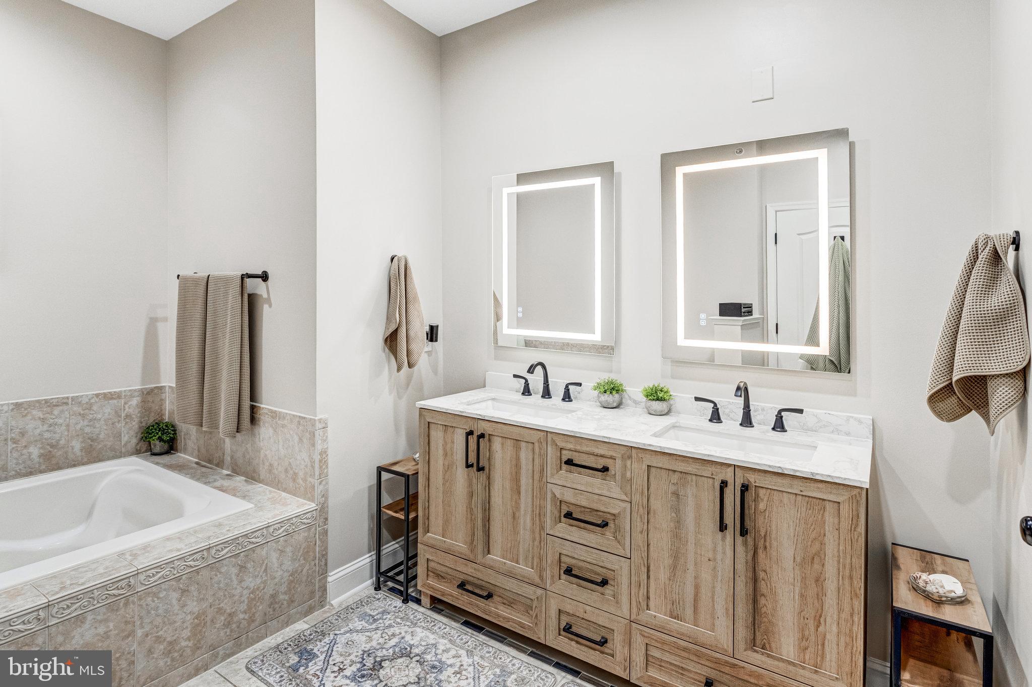 BELMONT BAY - Residential