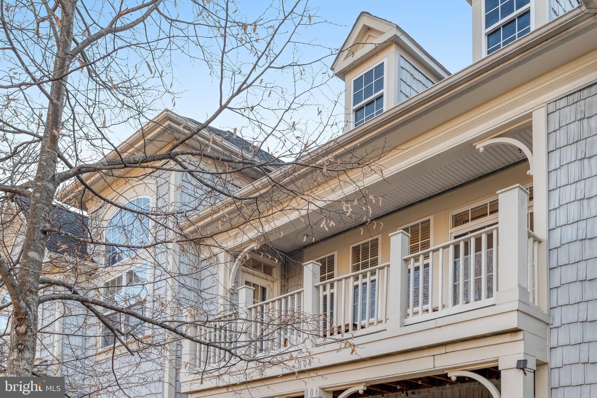 BELMONT BAY - Residential