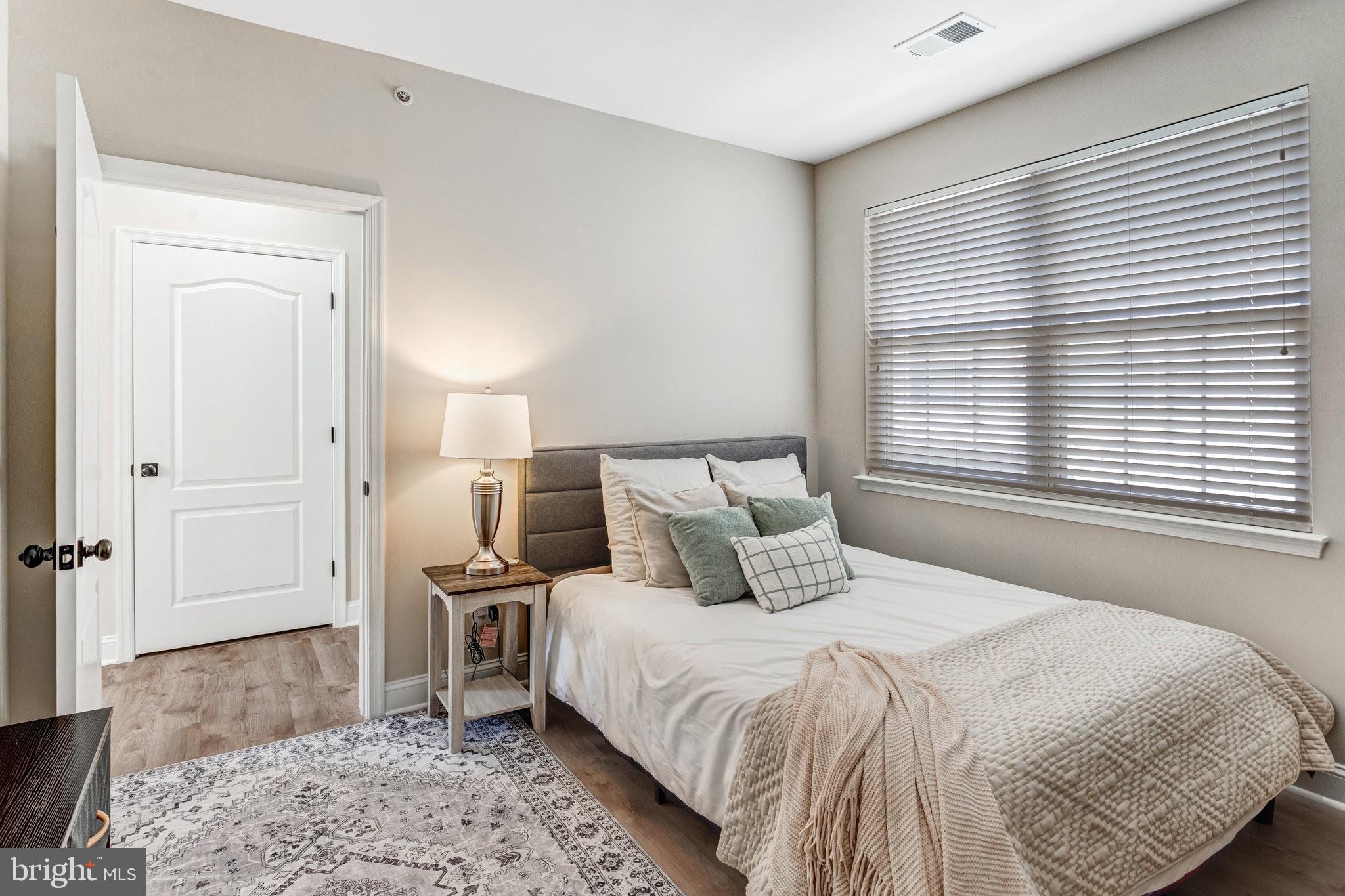 BELMONT BAY - Residential