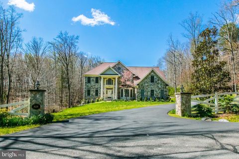 8138 RONDELAY LANE FAIRFAX STATION VA 22039