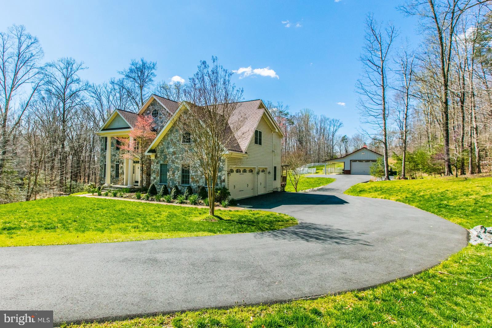 8138 RONDELAY LANE