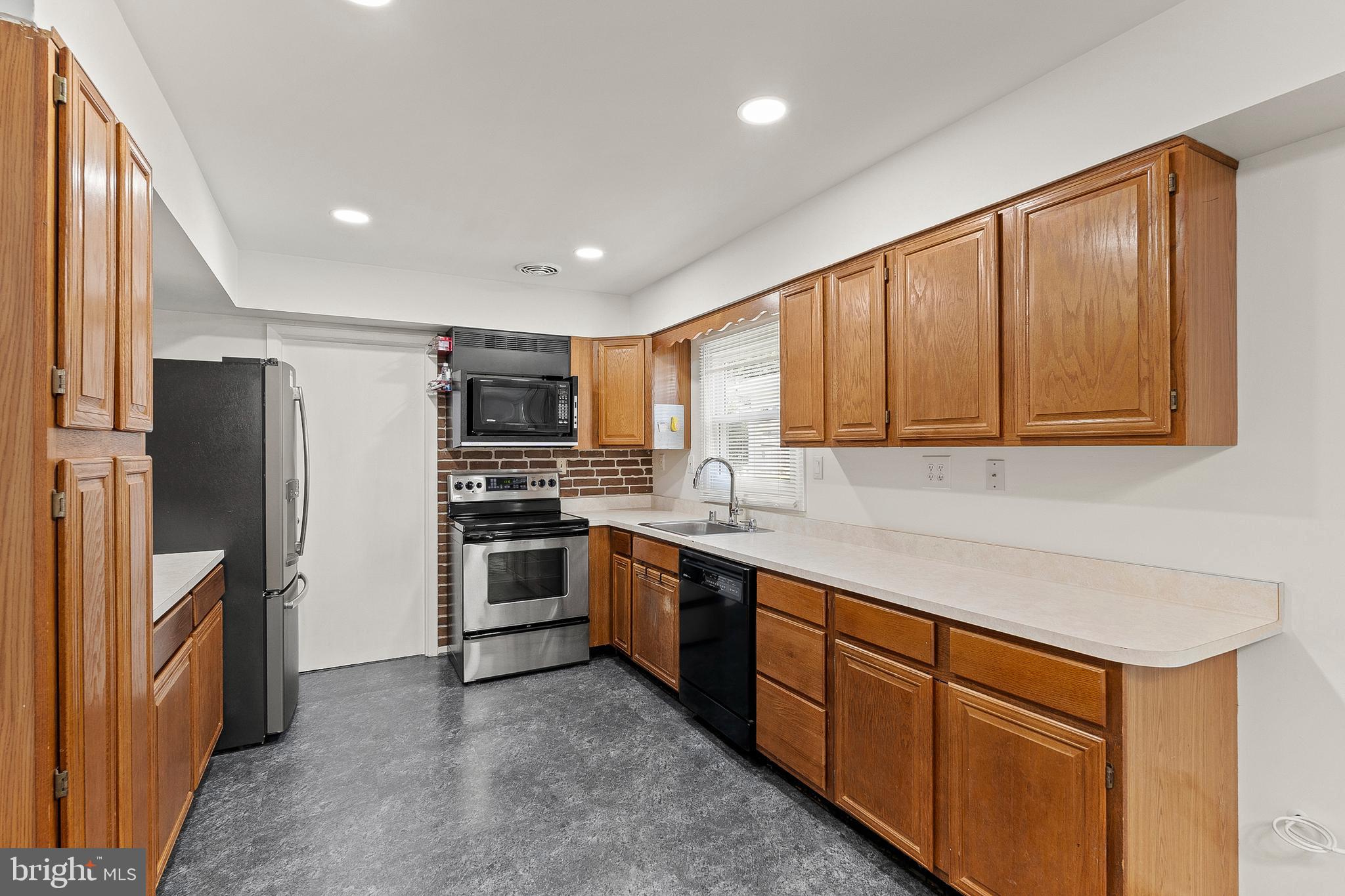 BUCKINGHAM AT BELAIR - Residential