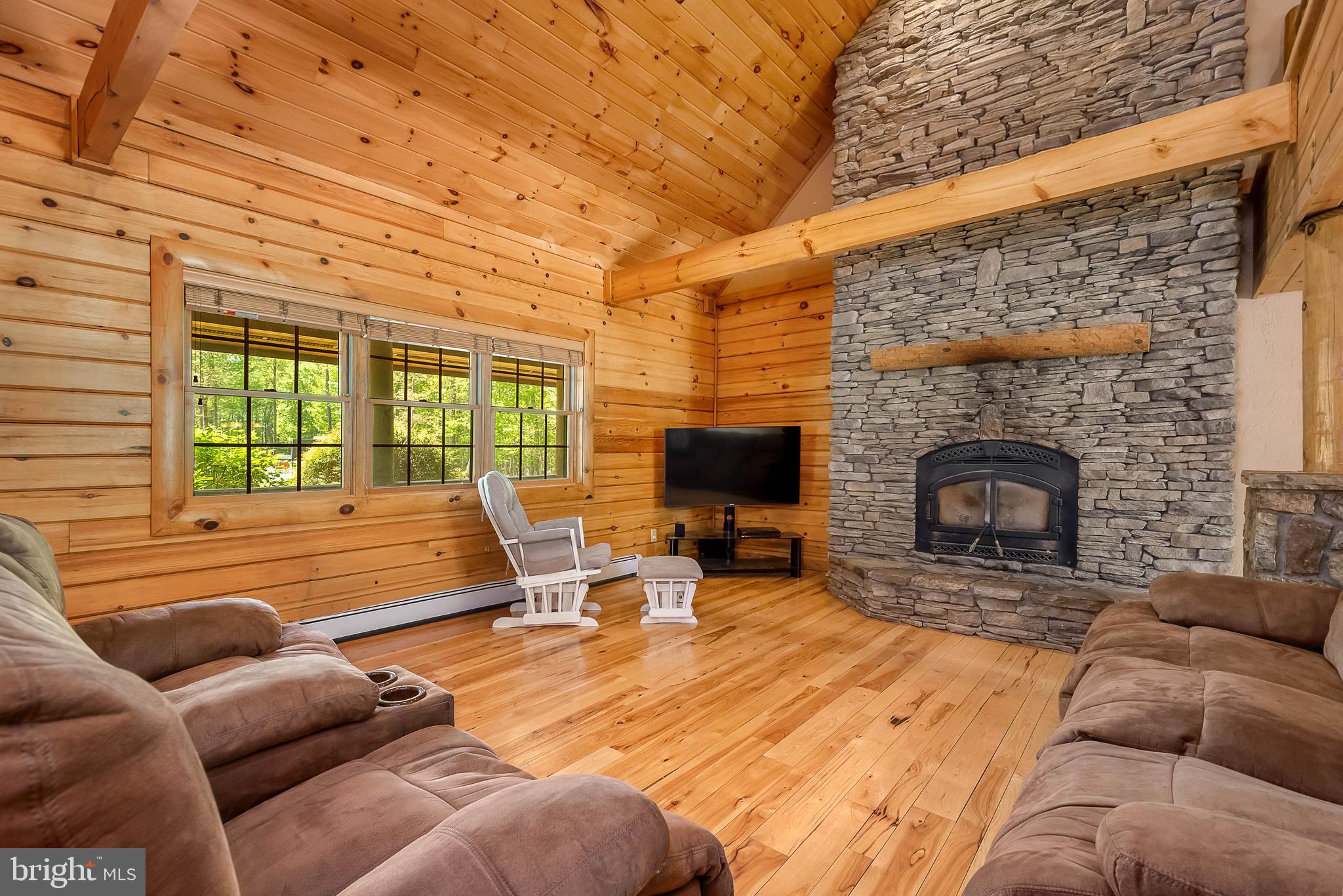 MOSS CREEK - Residential