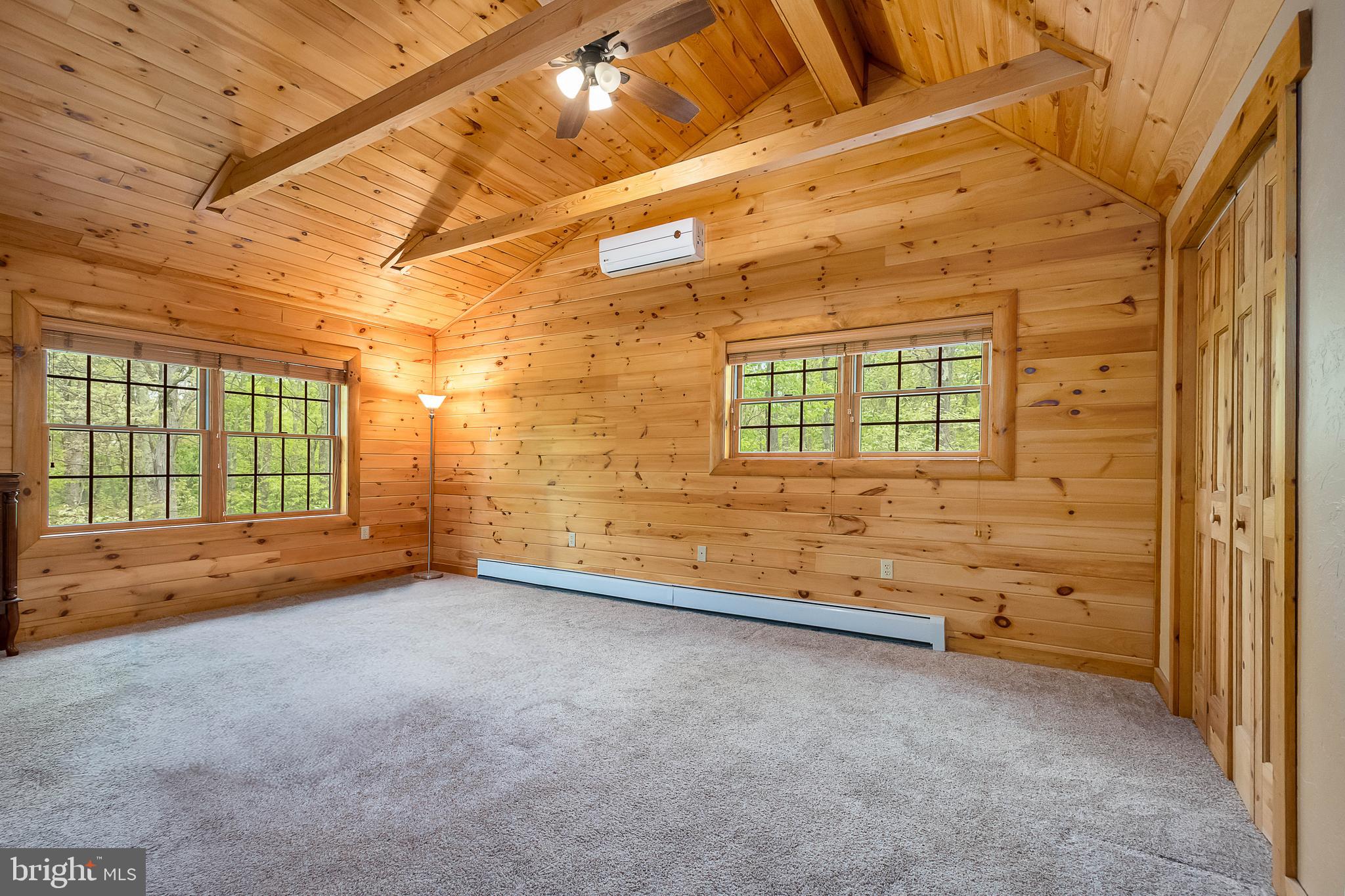 MOSS CREEK - Residential