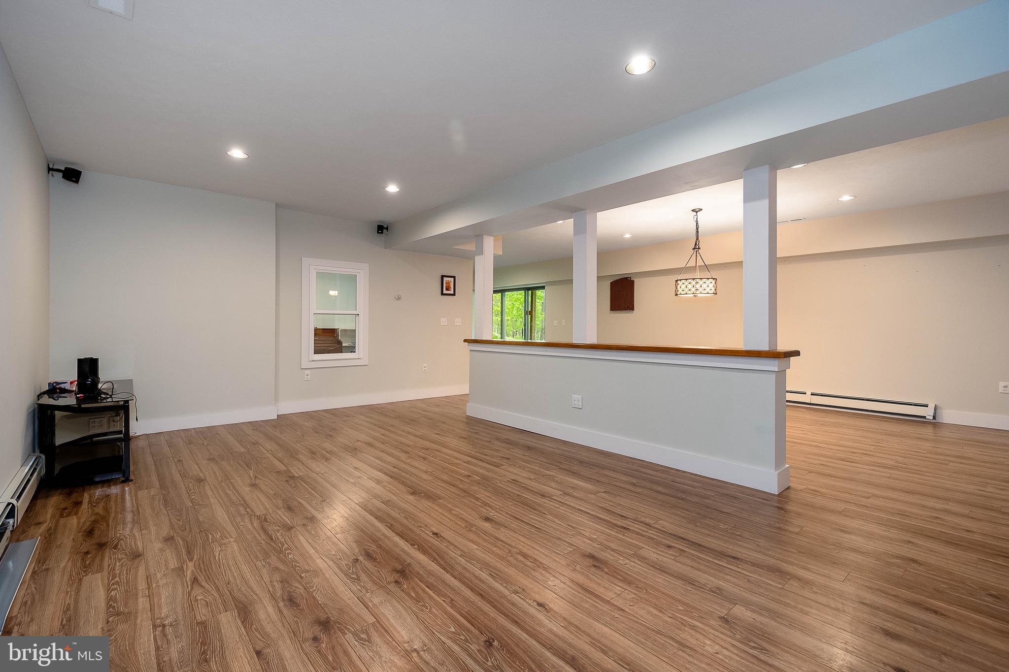 MOSS CREEK - Residential