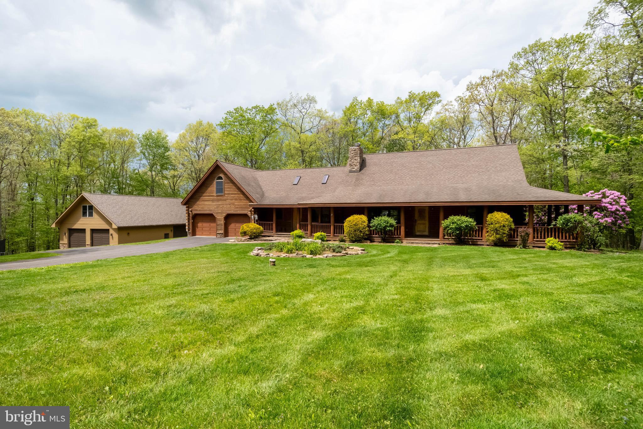 MOSS CREEK - Residential