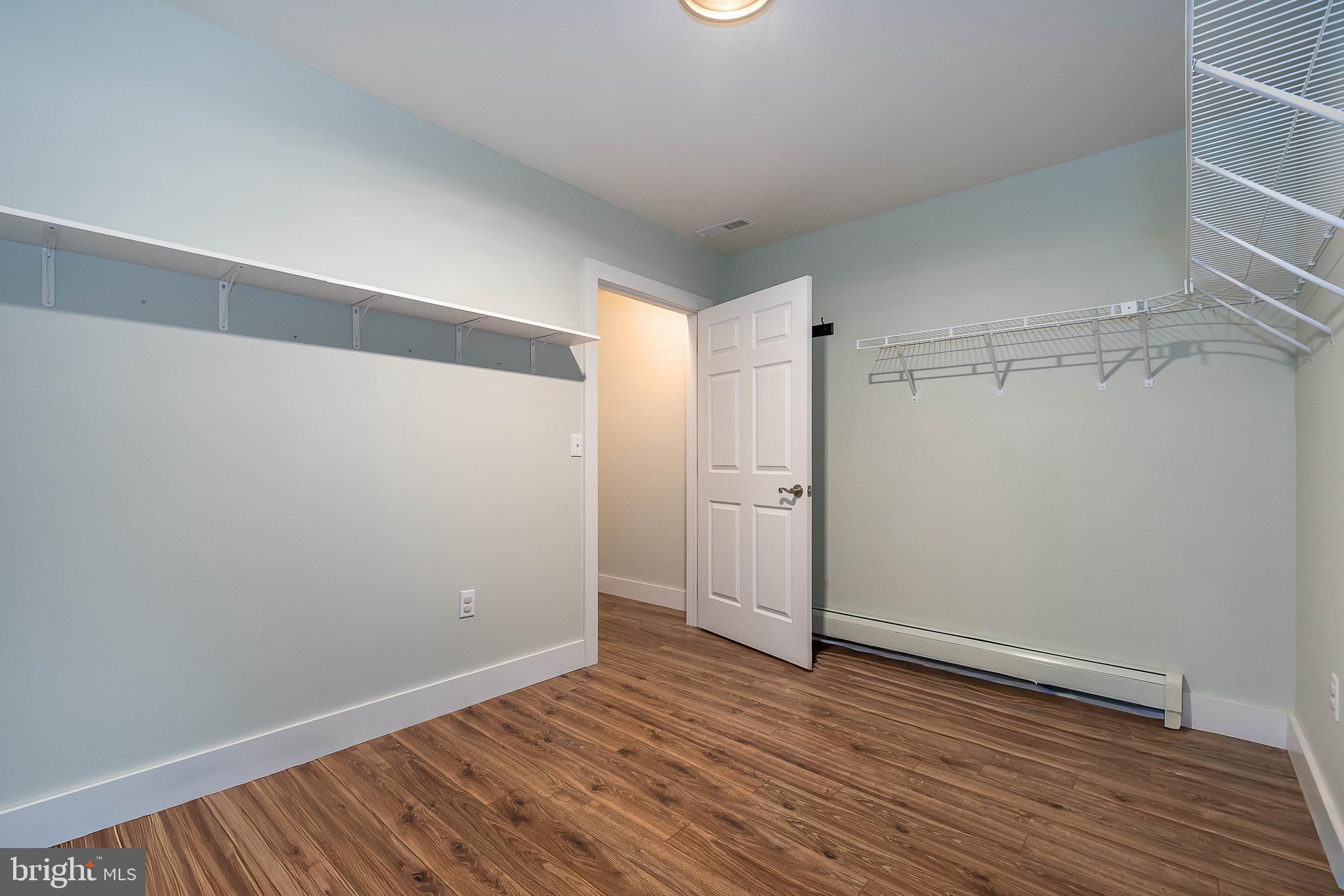 MOSS CREEK - Residential