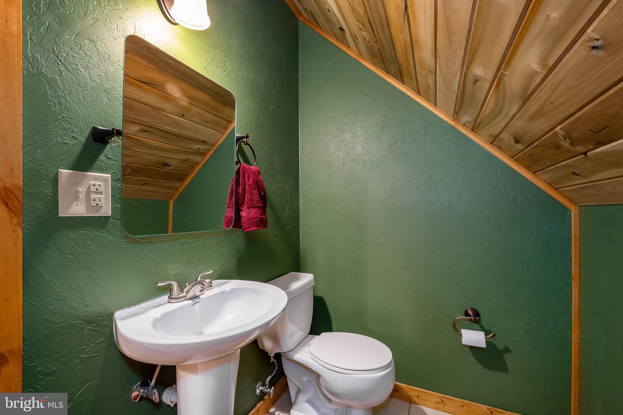 MOSS CREEK - Residential