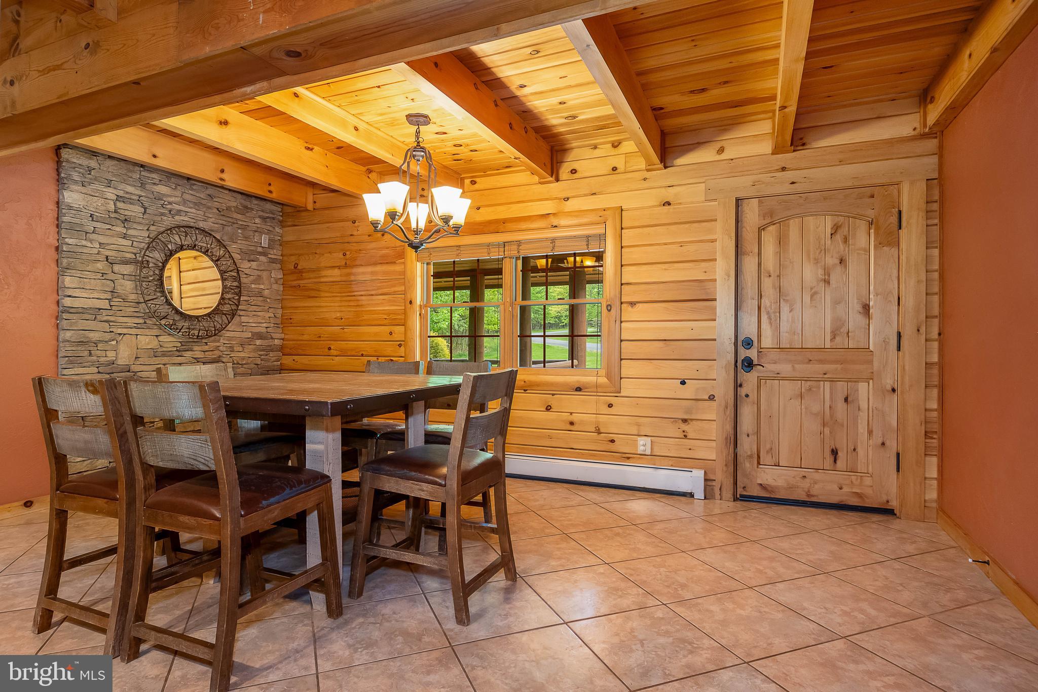 MOSS CREEK - Residential