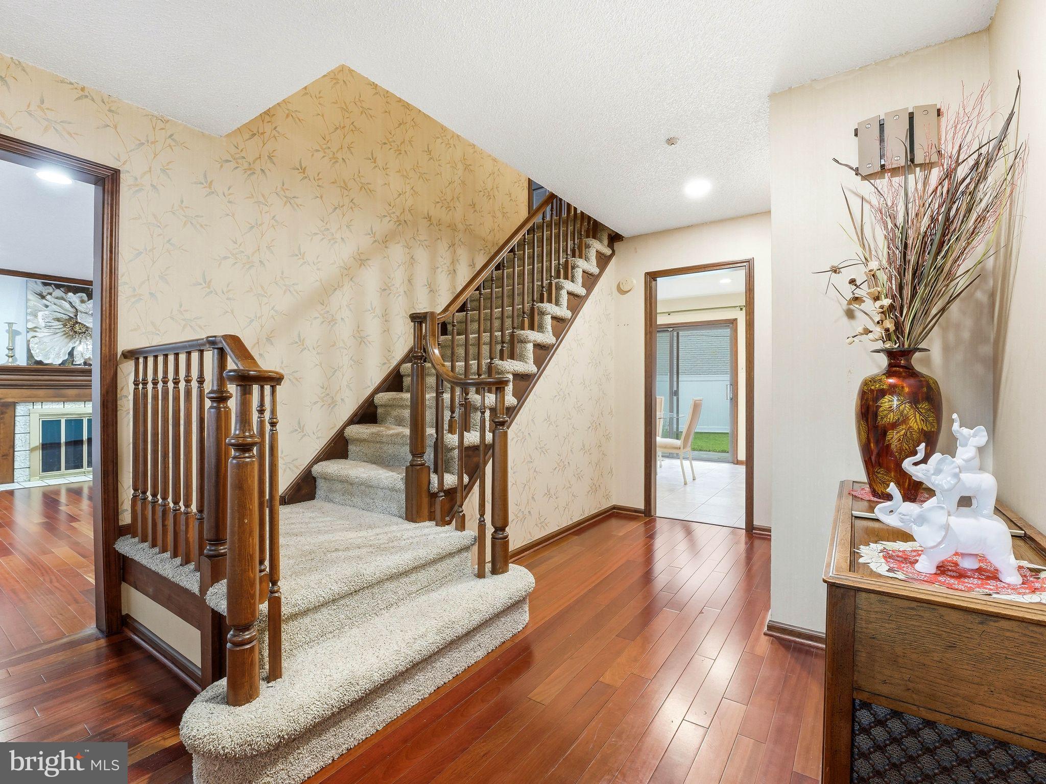 2 CARLTON ROAD