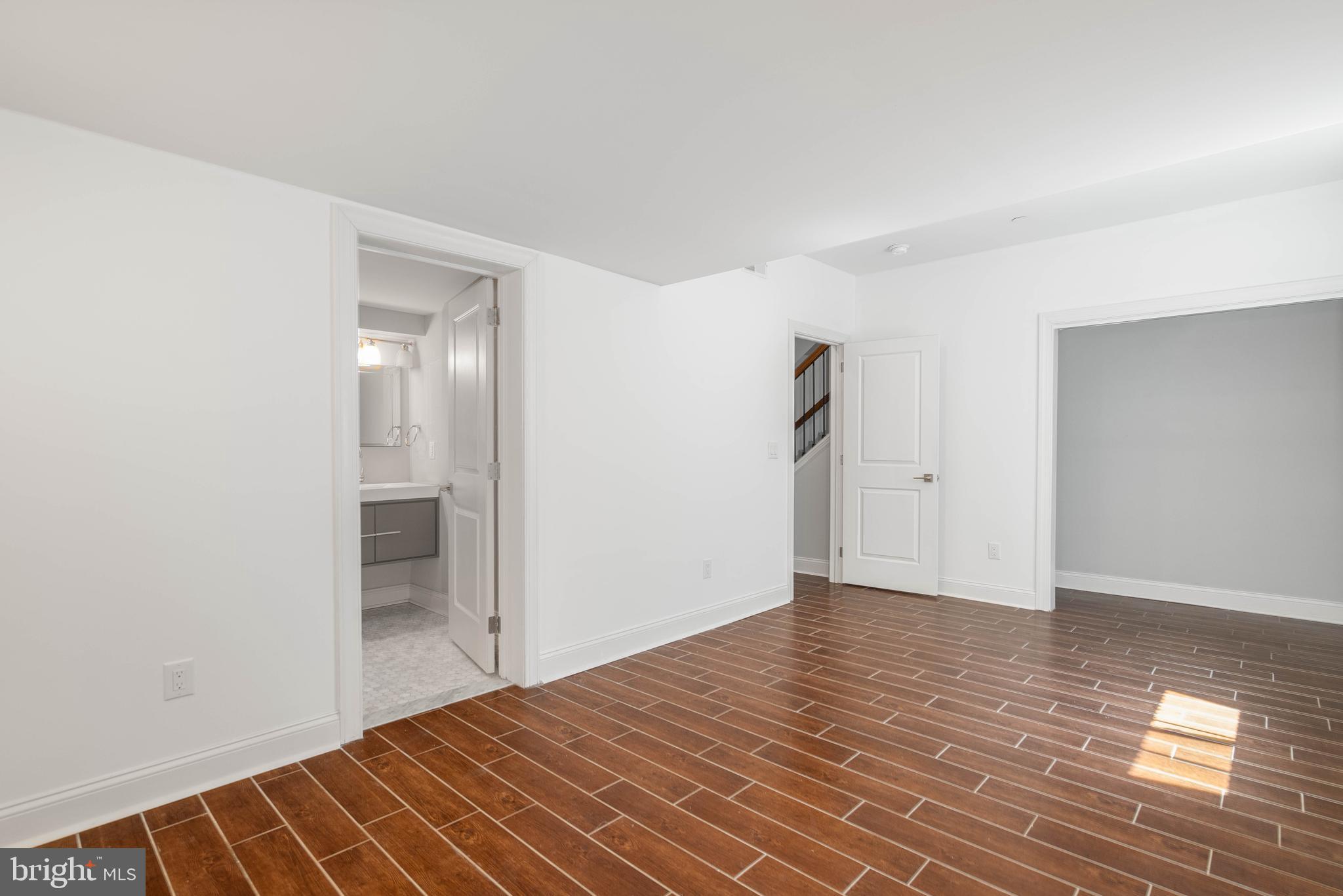 ART MUSEUM AREA - Residential