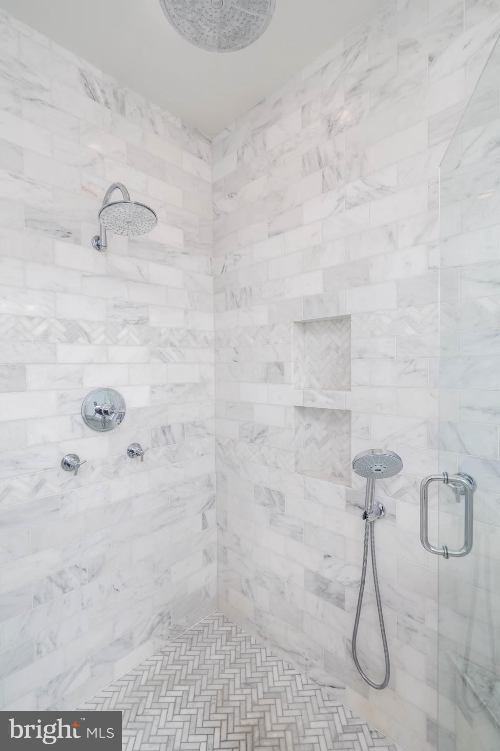 ART MUSEUM AREA - Residential