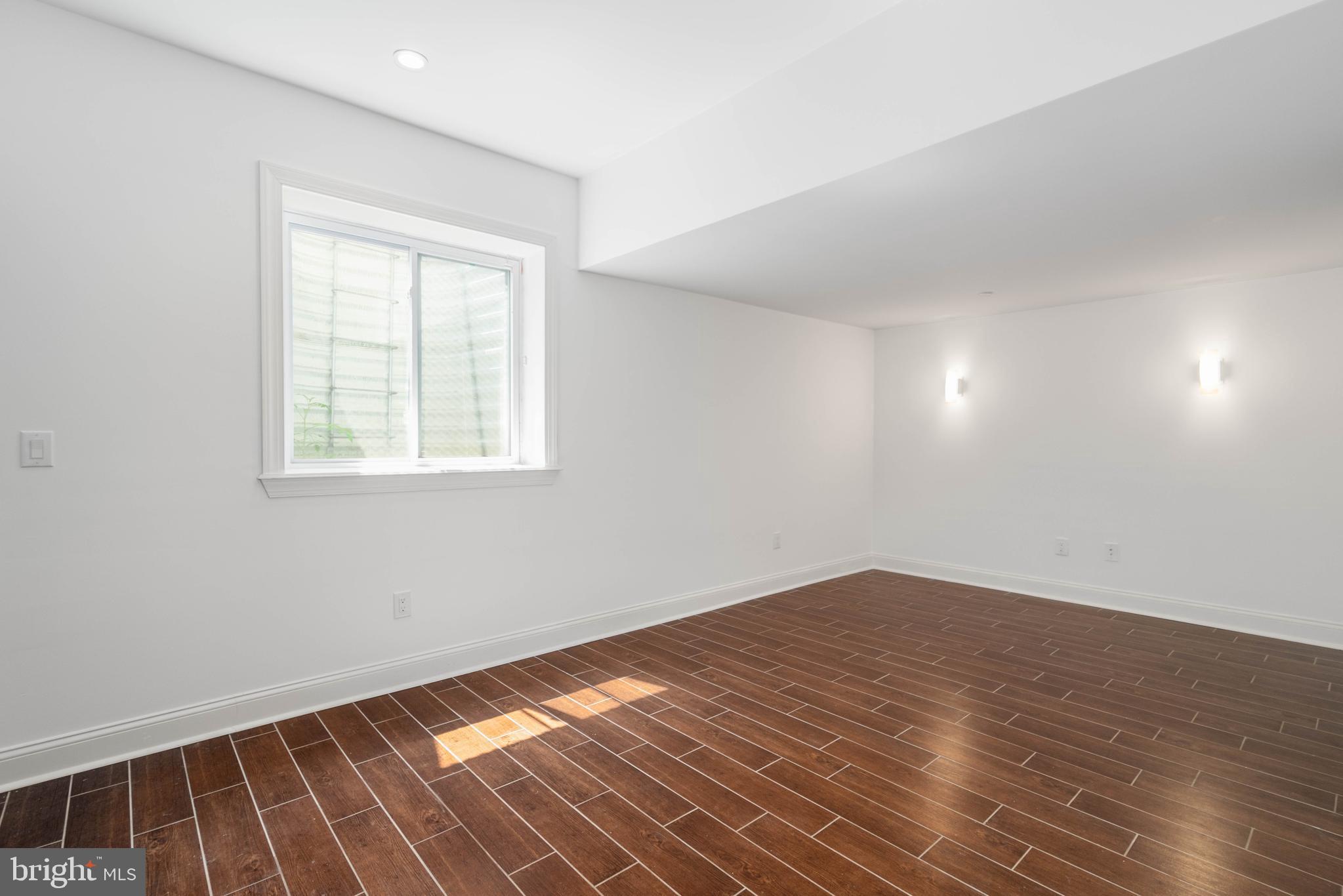 ART MUSEUM AREA - Residential