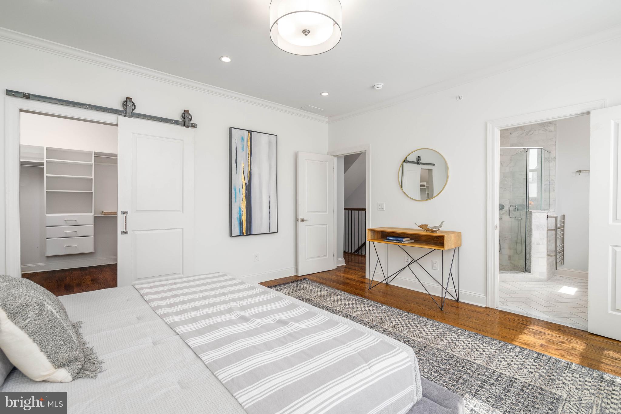 ART MUSEUM AREA - Residential