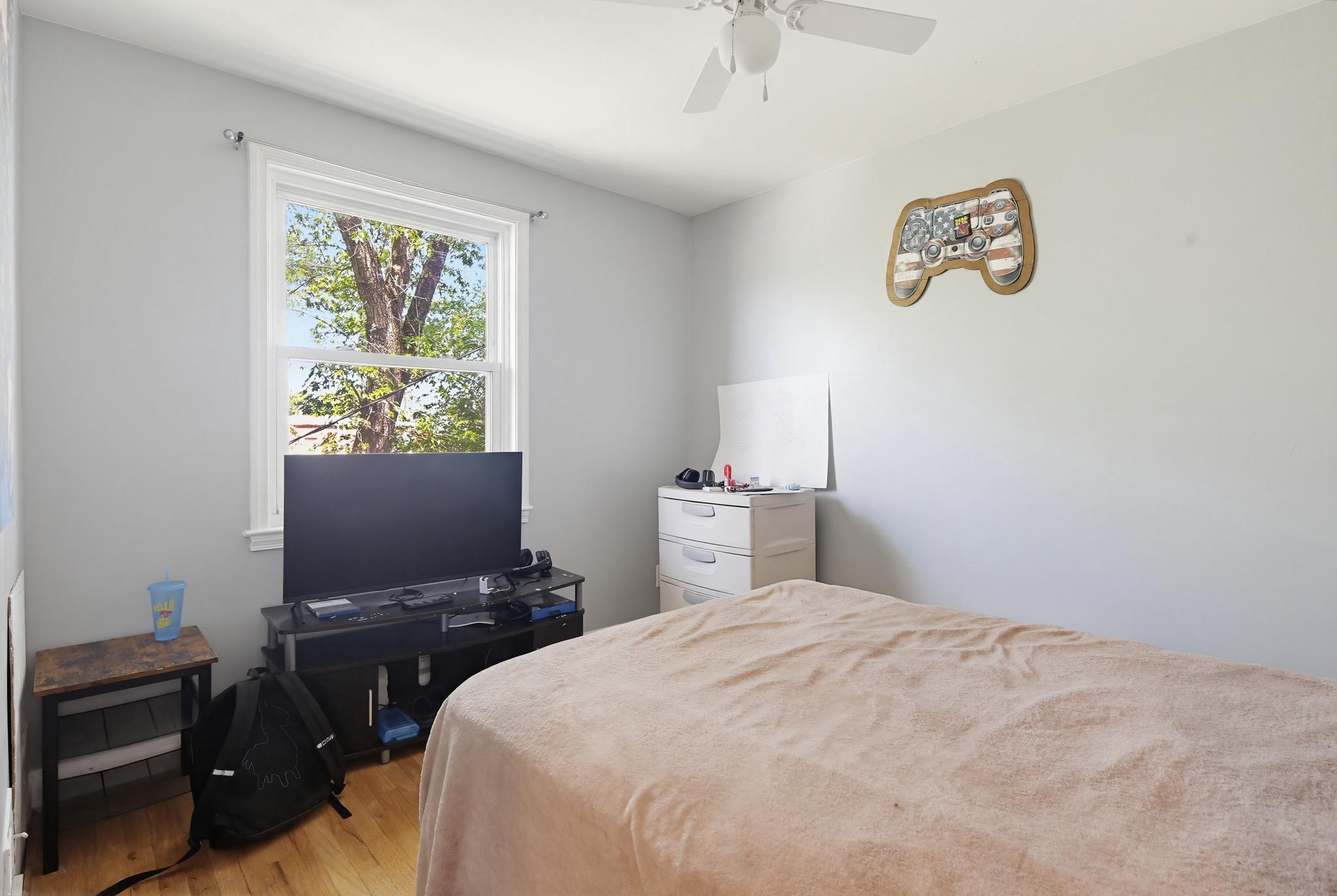 BELAIR-EDISON - Residential