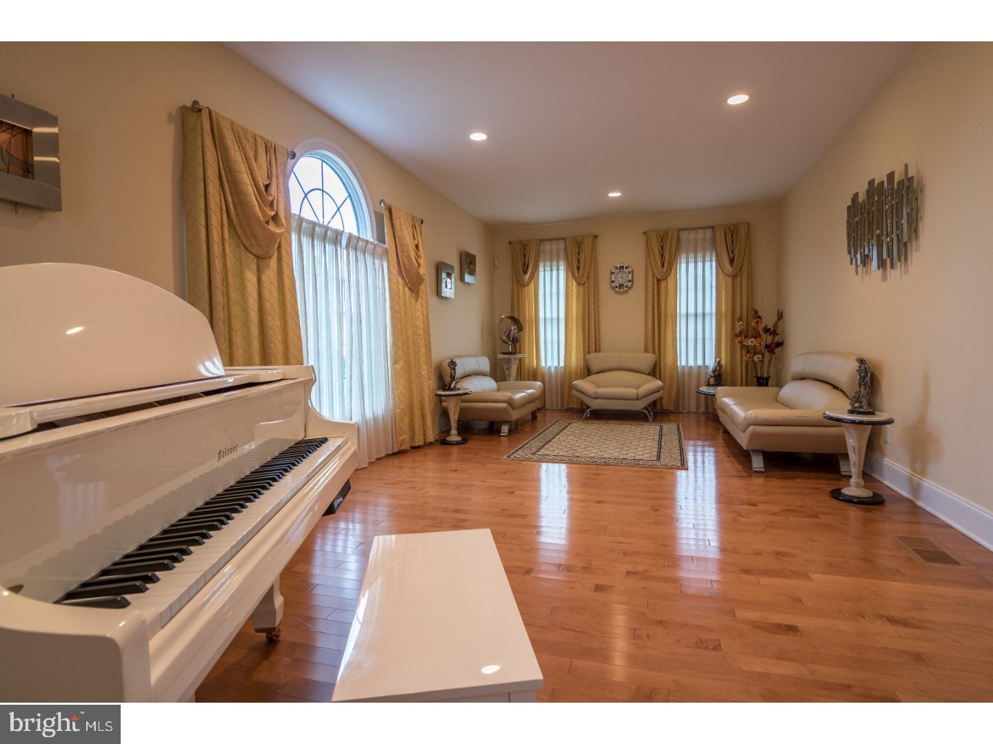 NORTHAMPTON HUNT - Residential