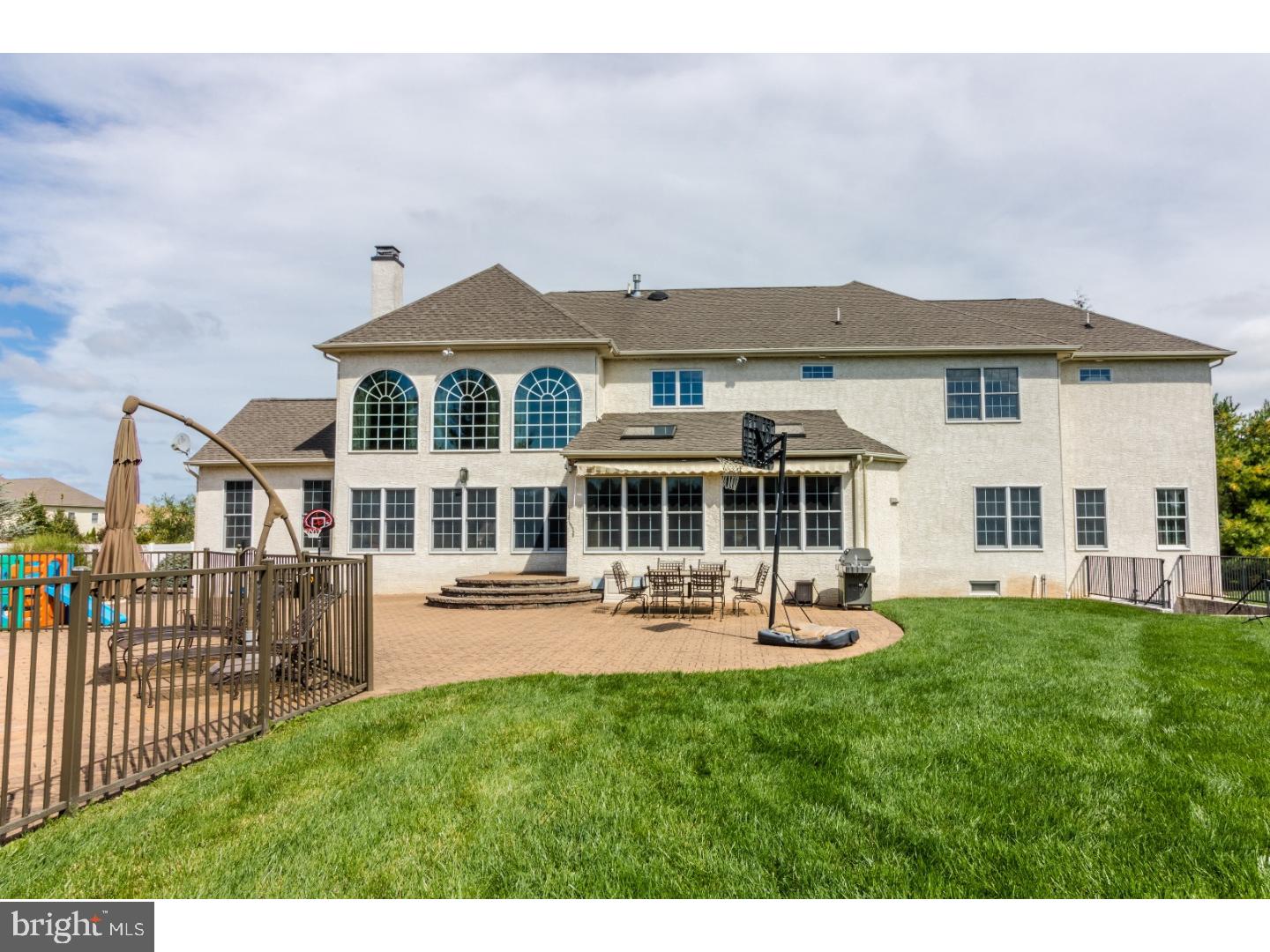 NORTHAMPTON HUNT - Residential