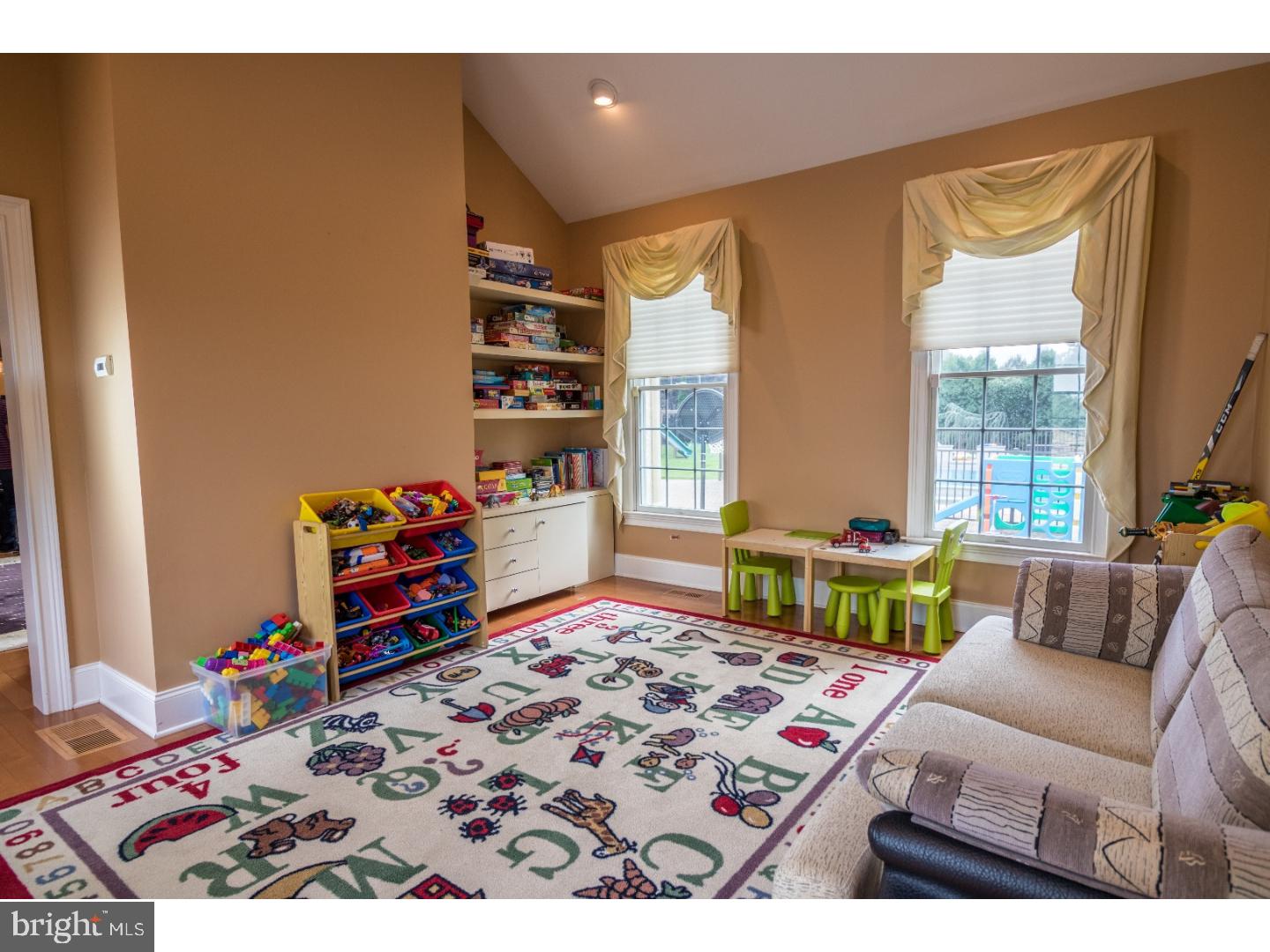 NORTHAMPTON HUNT - Residential