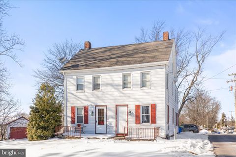 Photo of 2425 - 2529 Arlington Street, YORK, PA 17402 (MLS # PAYK2097742)