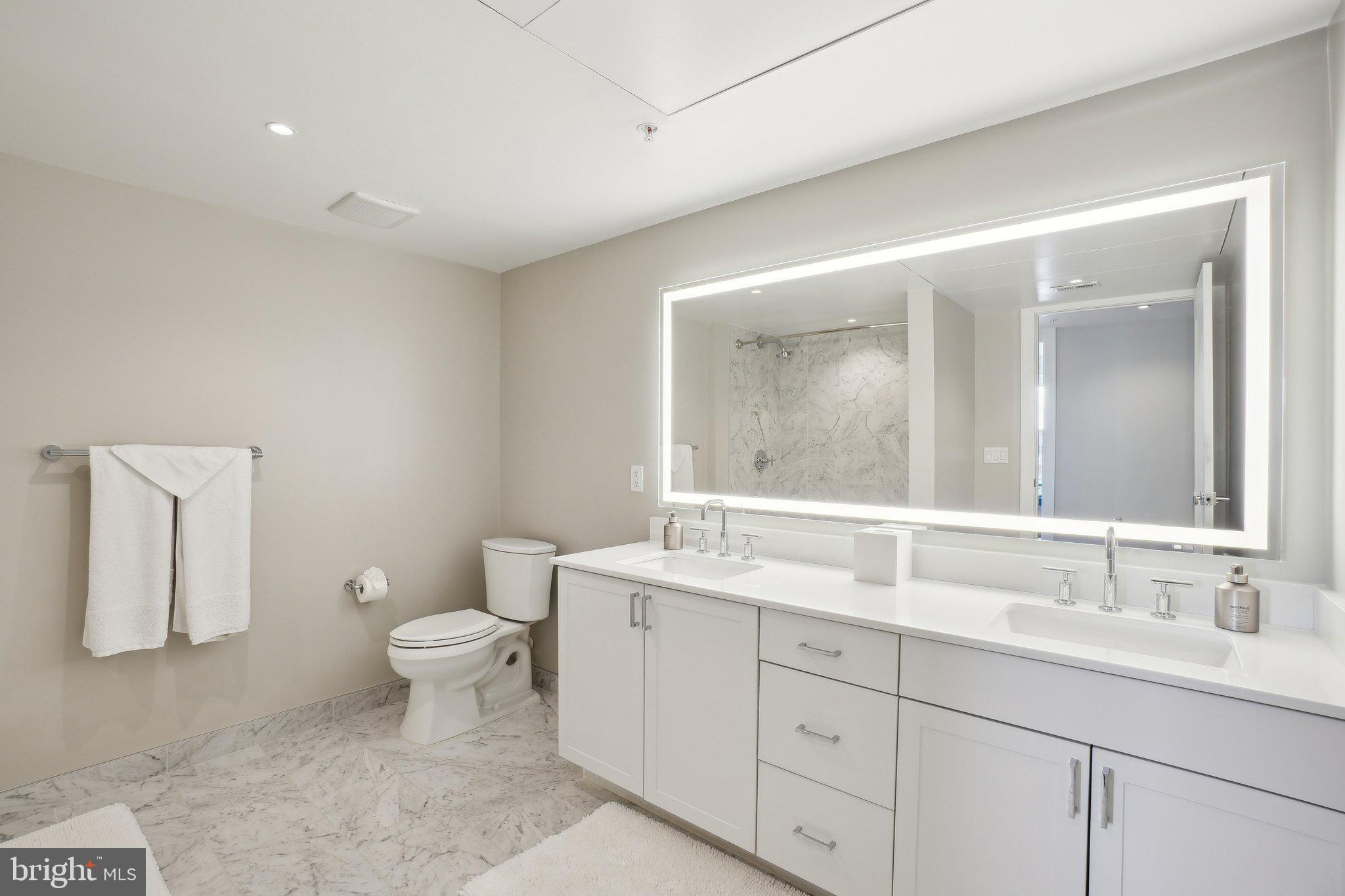 OLD TOWN NORTH - Residential