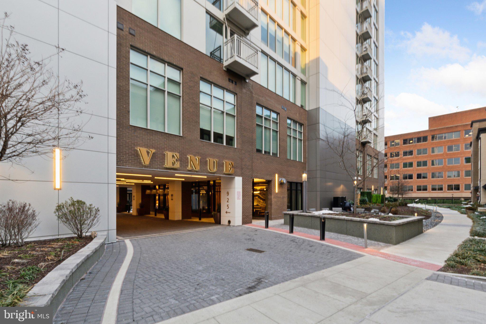 OLD TOWN NORTH - Residential