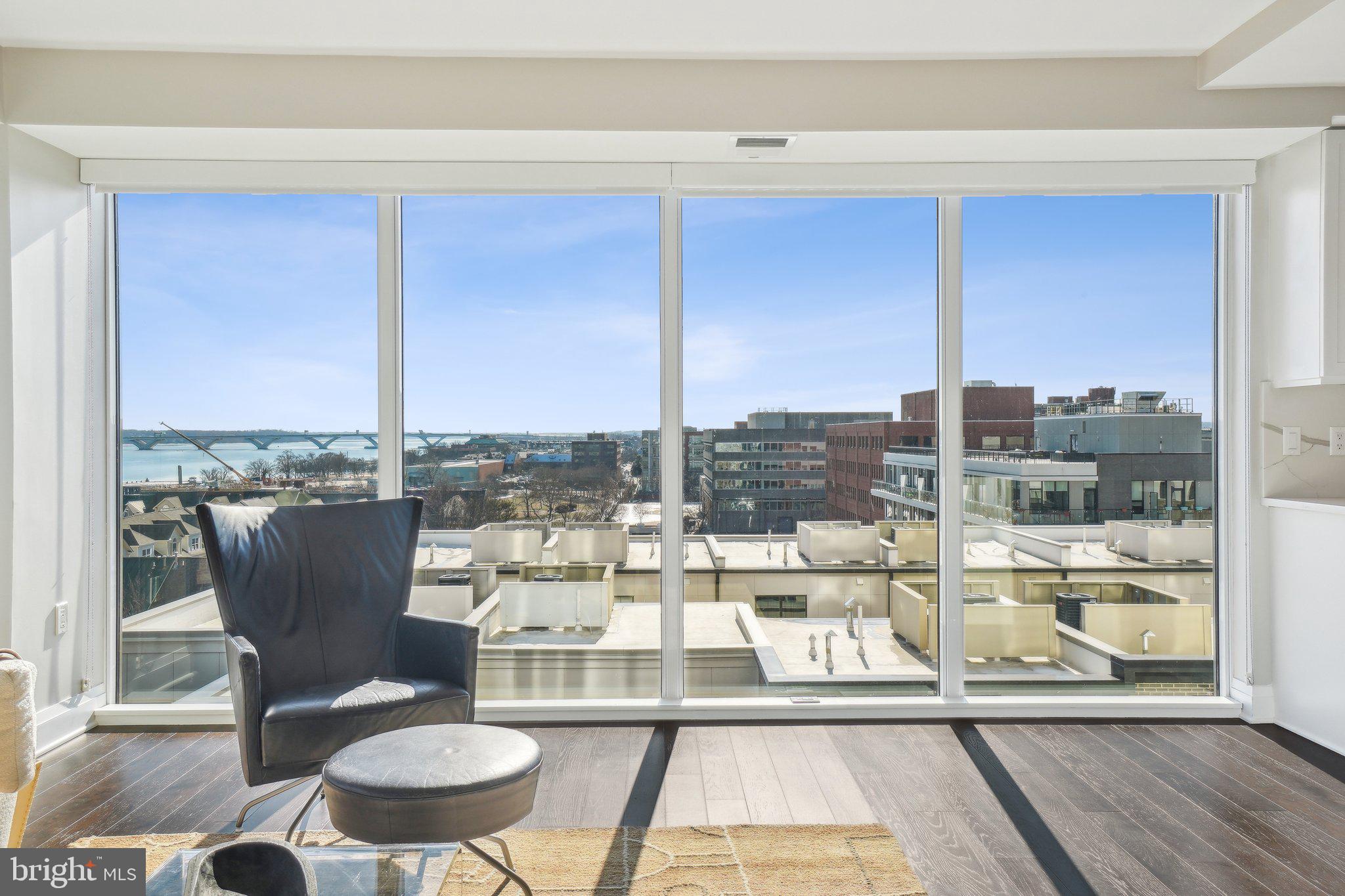 OLD TOWN NORTH - Residential