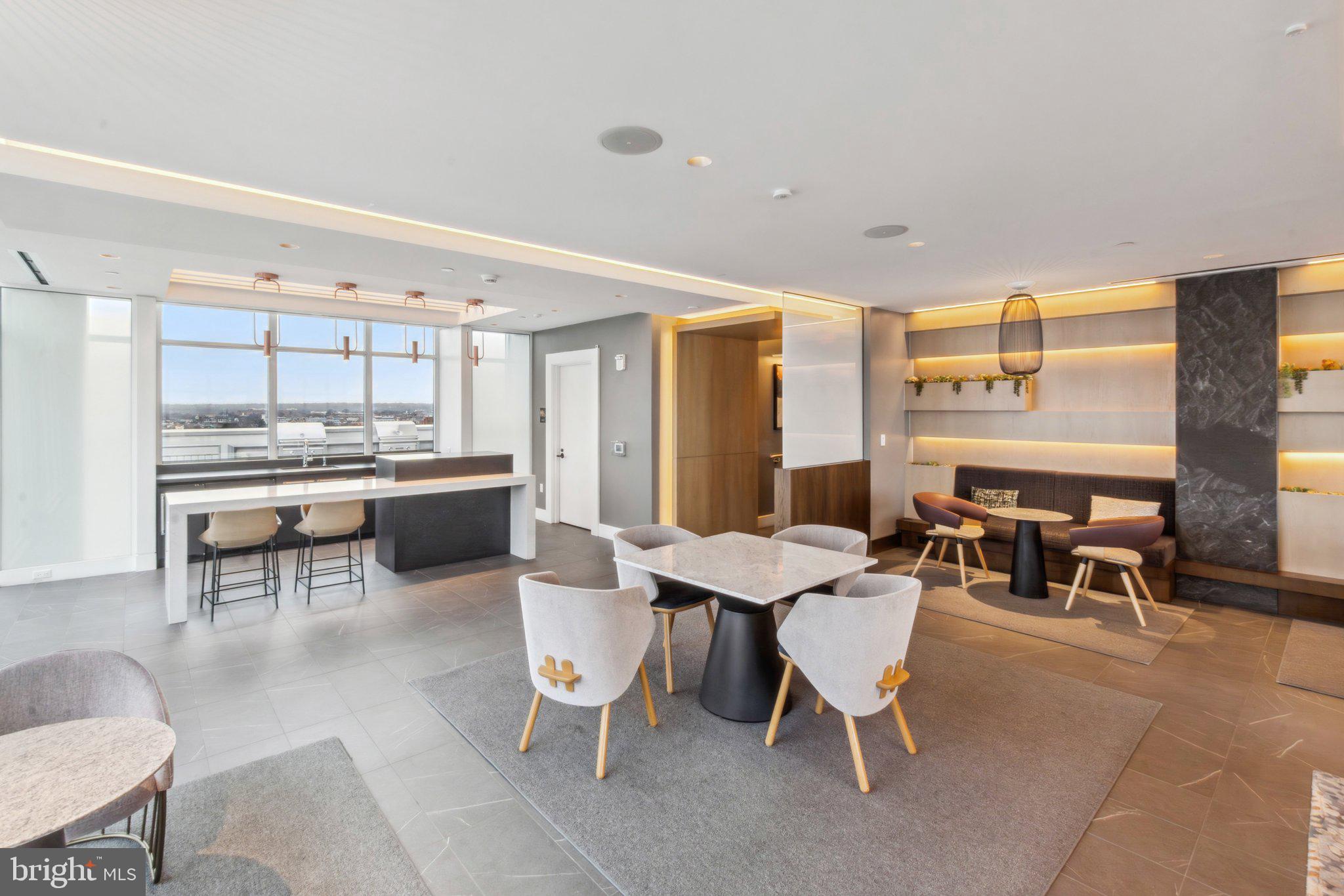 OLD TOWN NORTH - Residential