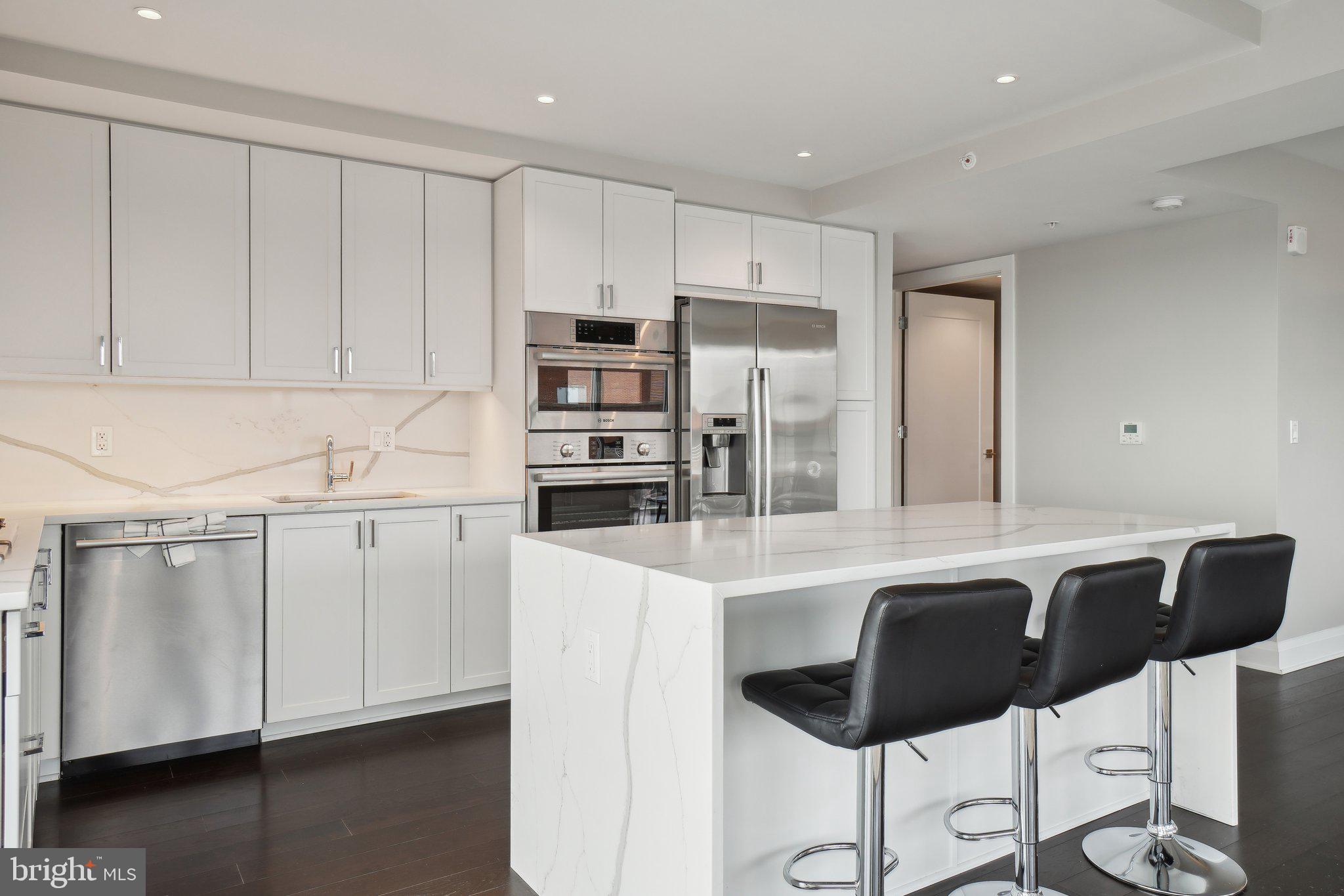 OLD TOWN NORTH - Residential