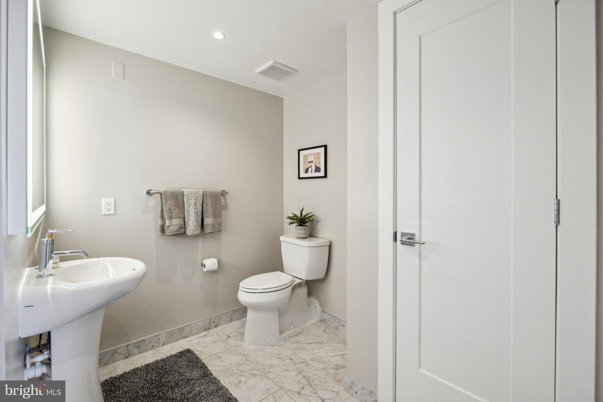 OLD TOWN NORTH - Residential