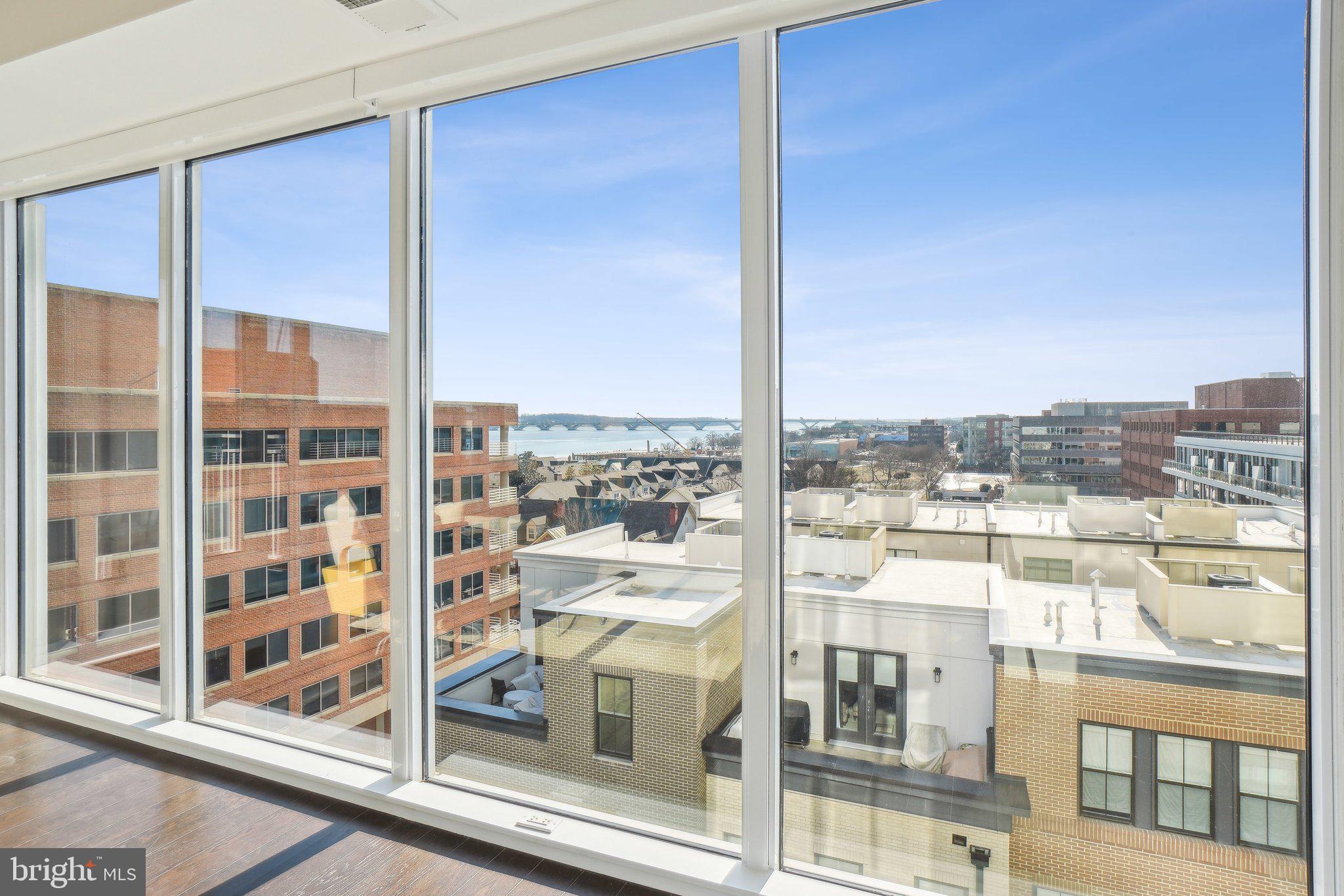 OLD TOWN NORTH - Residential