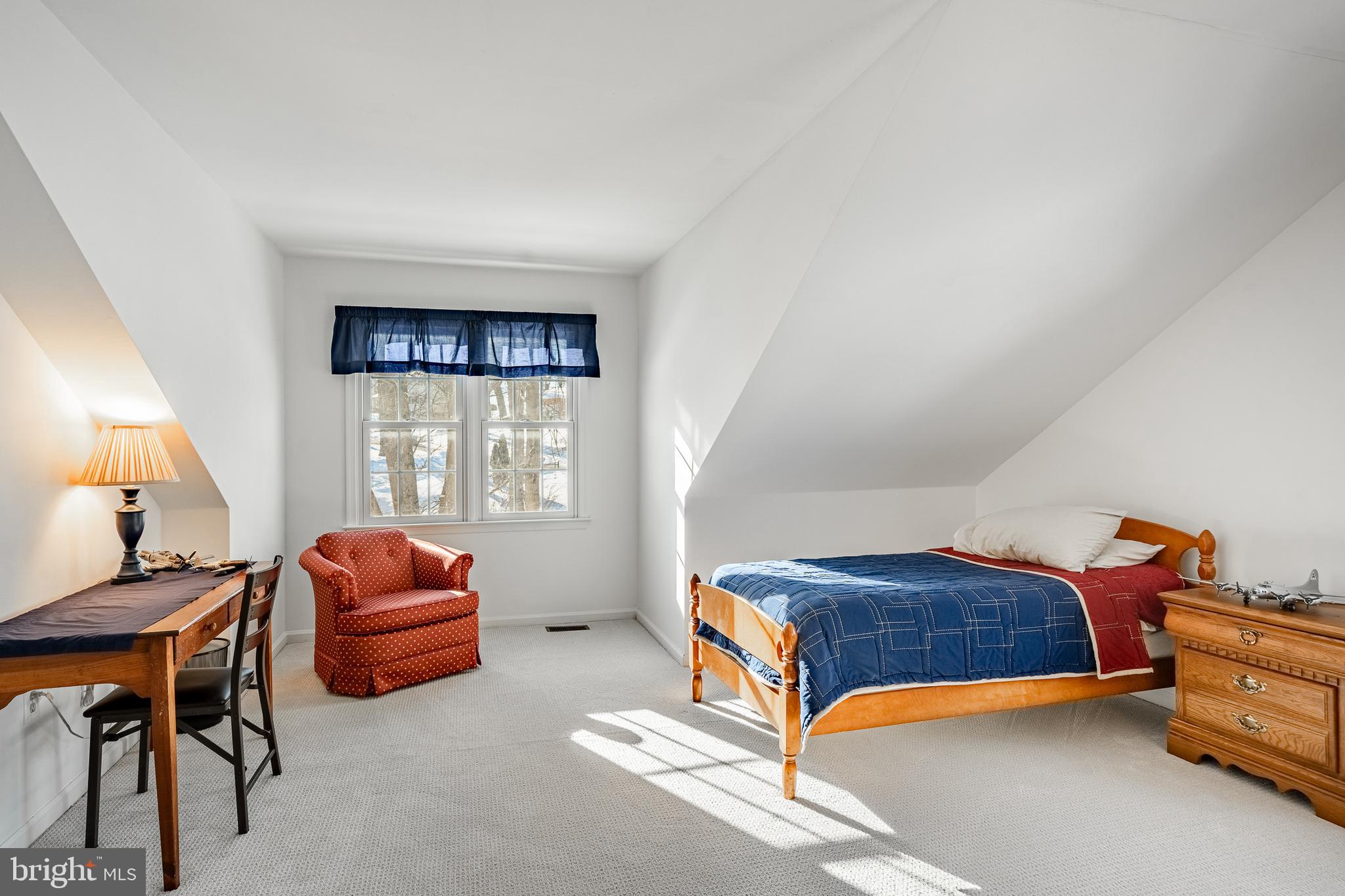 WOODS OF BROOKFIEL - Residential