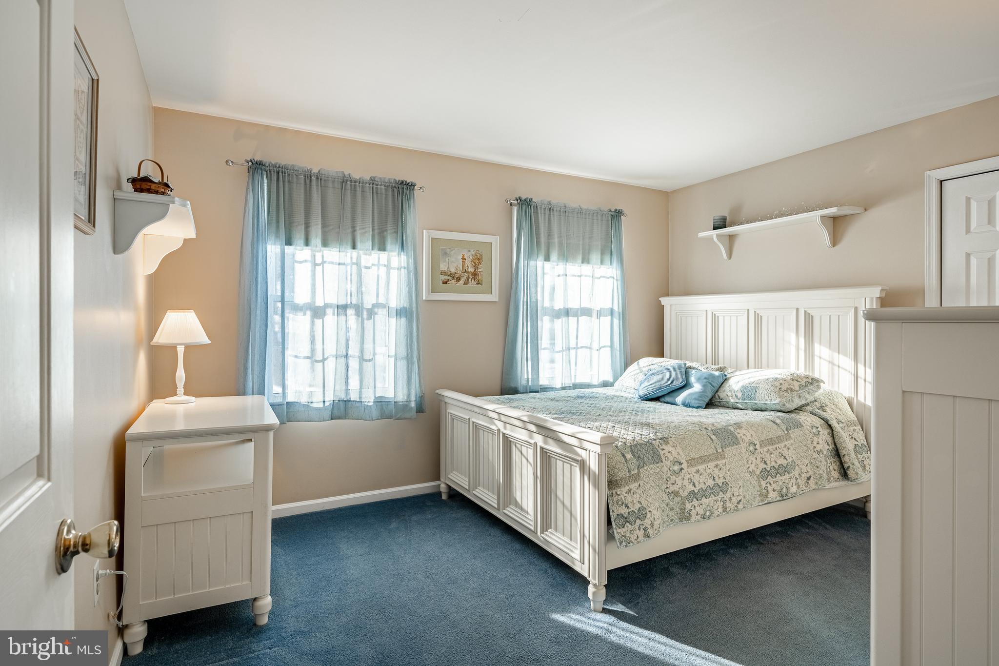 WOODS OF BROOKFIEL - Residential