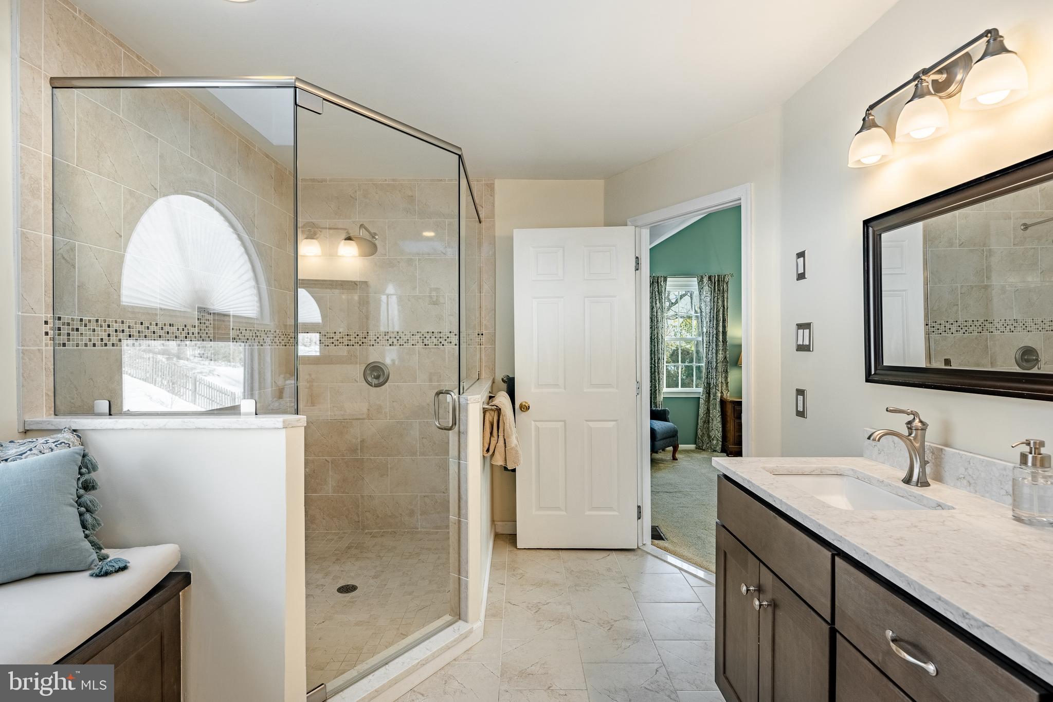 WOODS OF BROOKFIEL - Residential