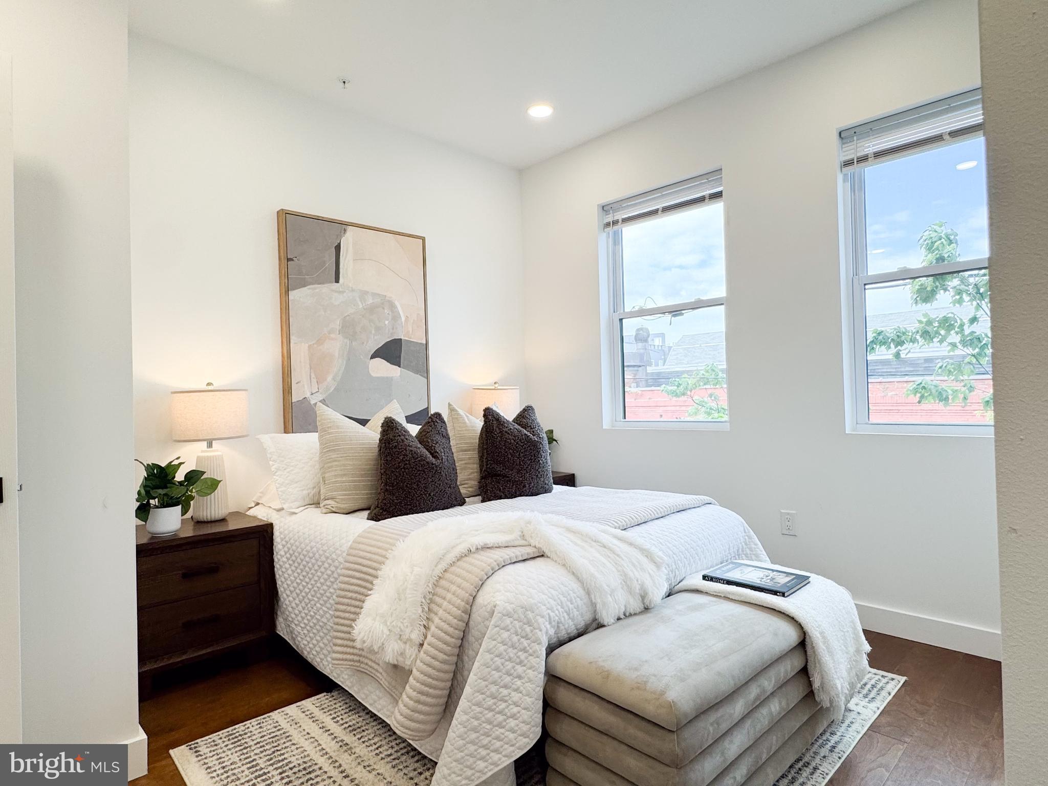 NORRIS SQUARE - Residential