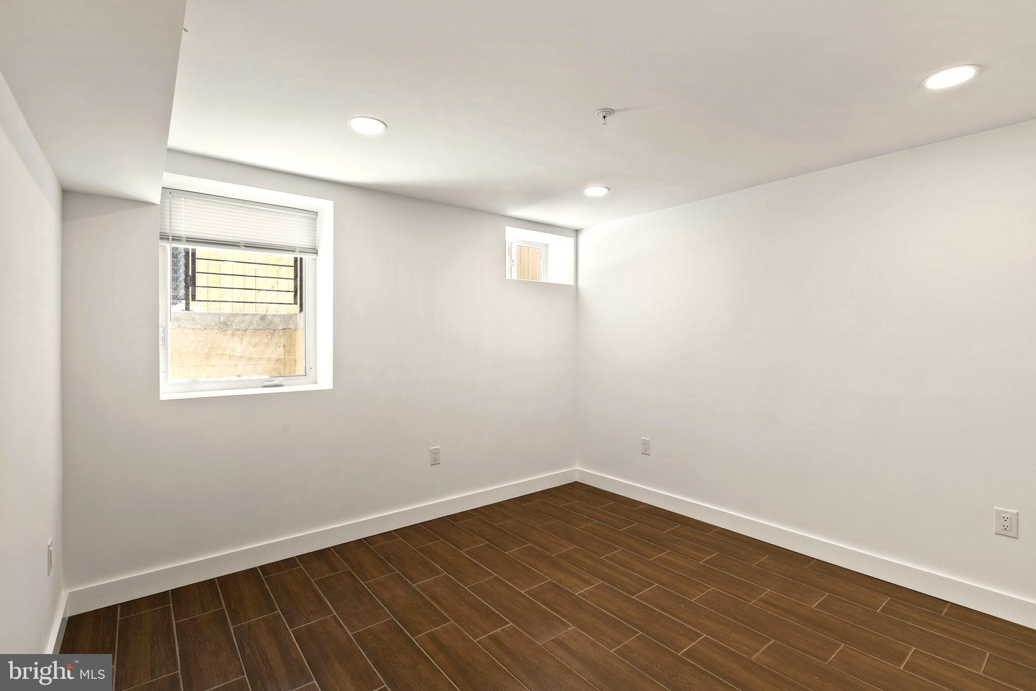 NORRIS SQUARE - Residential