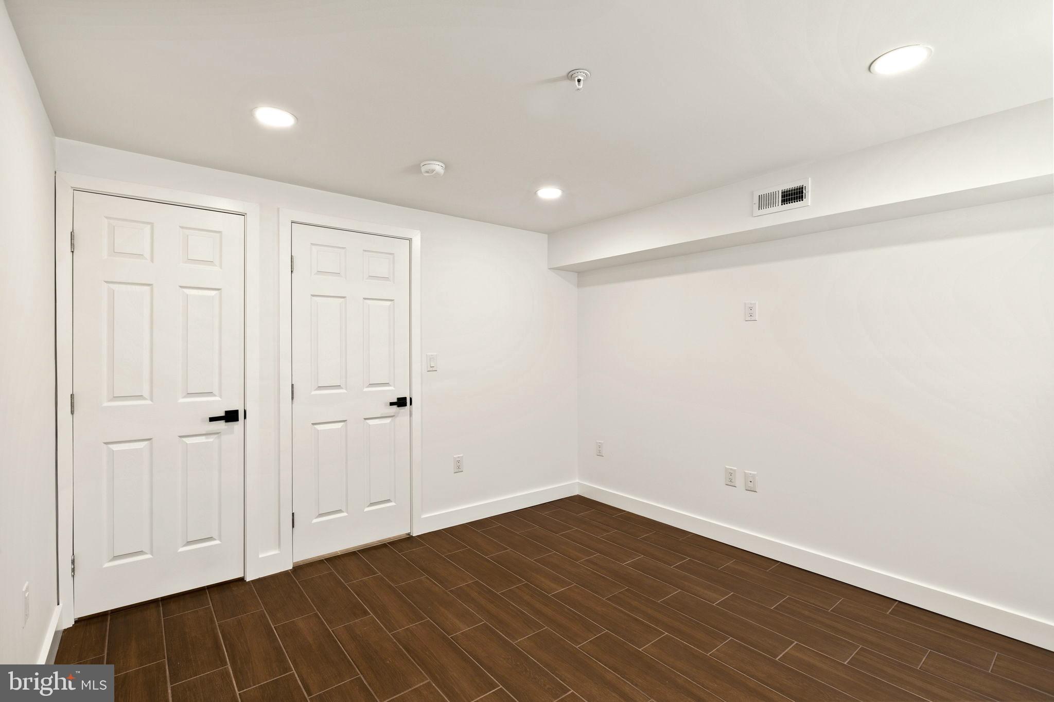 NORRIS SQUARE - Residential