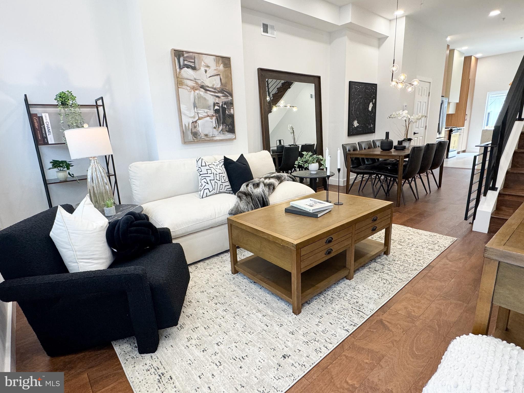 NORRIS SQUARE - Residential