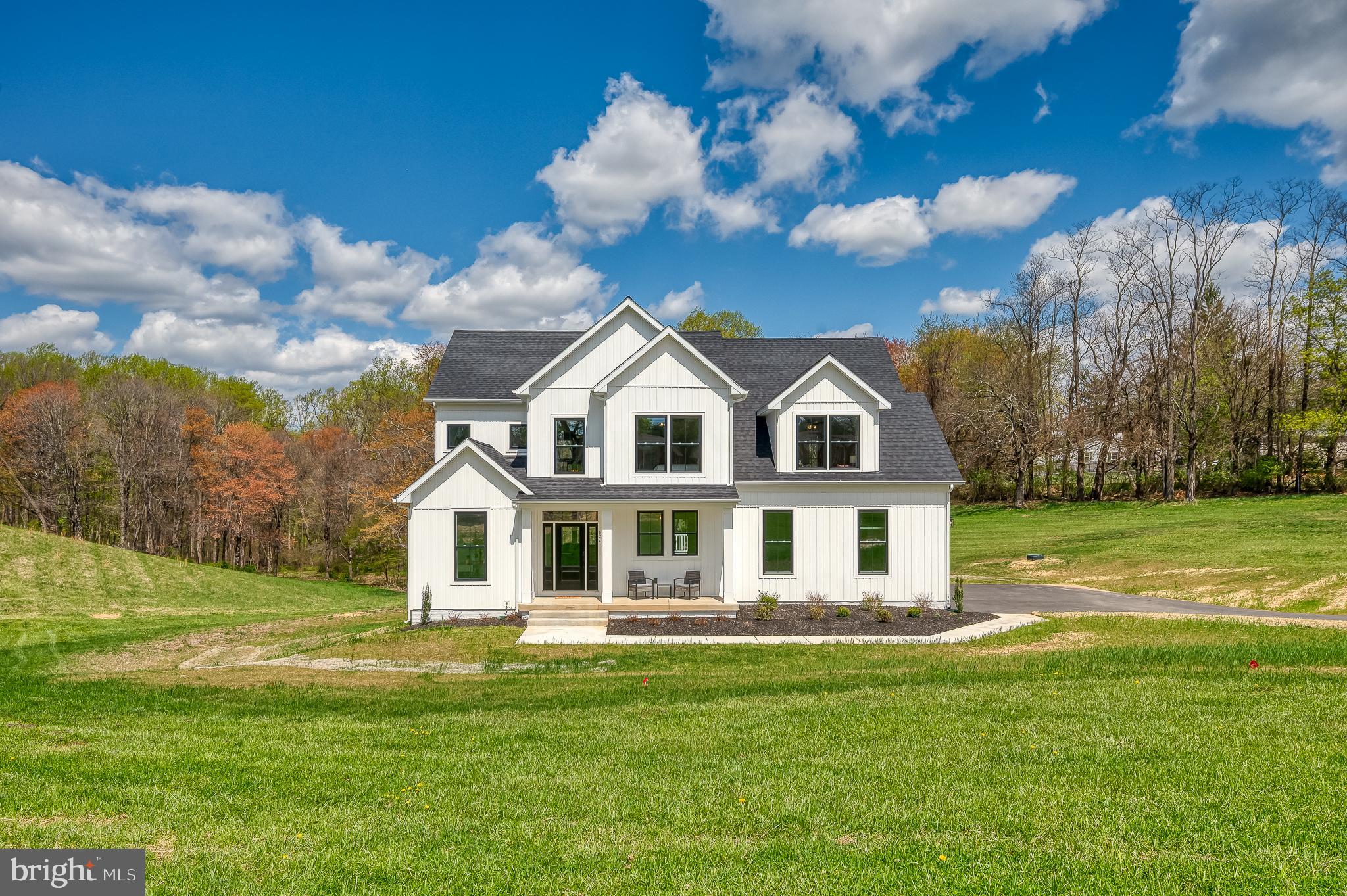 624 DEER PARK ROAD