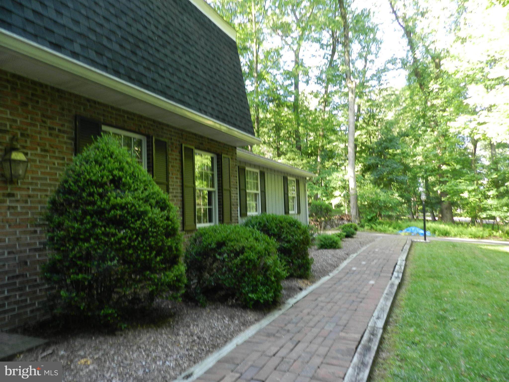 794 GRAND MANOR DRIVE