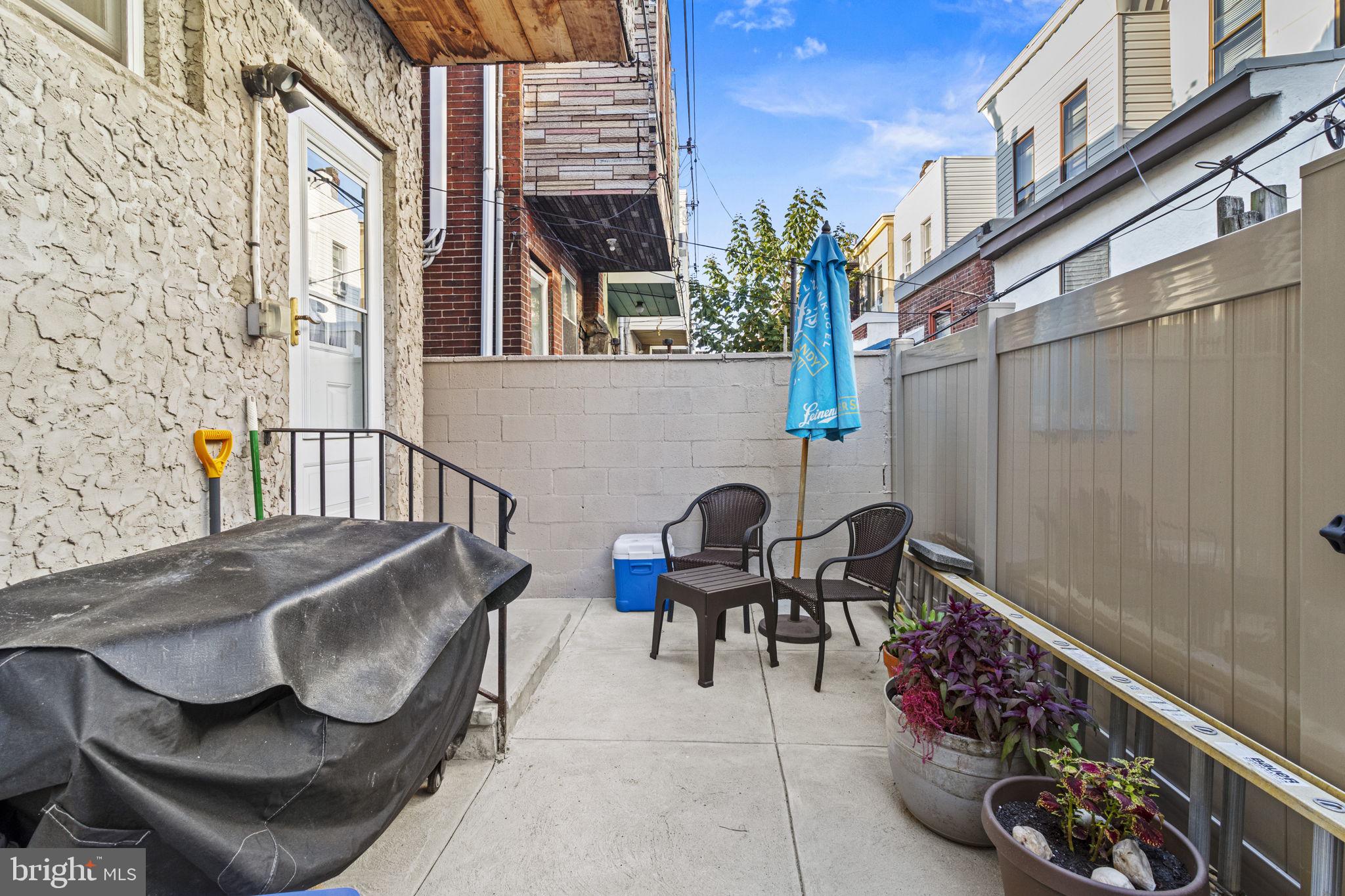 DICKINSON NARROWS - Residential