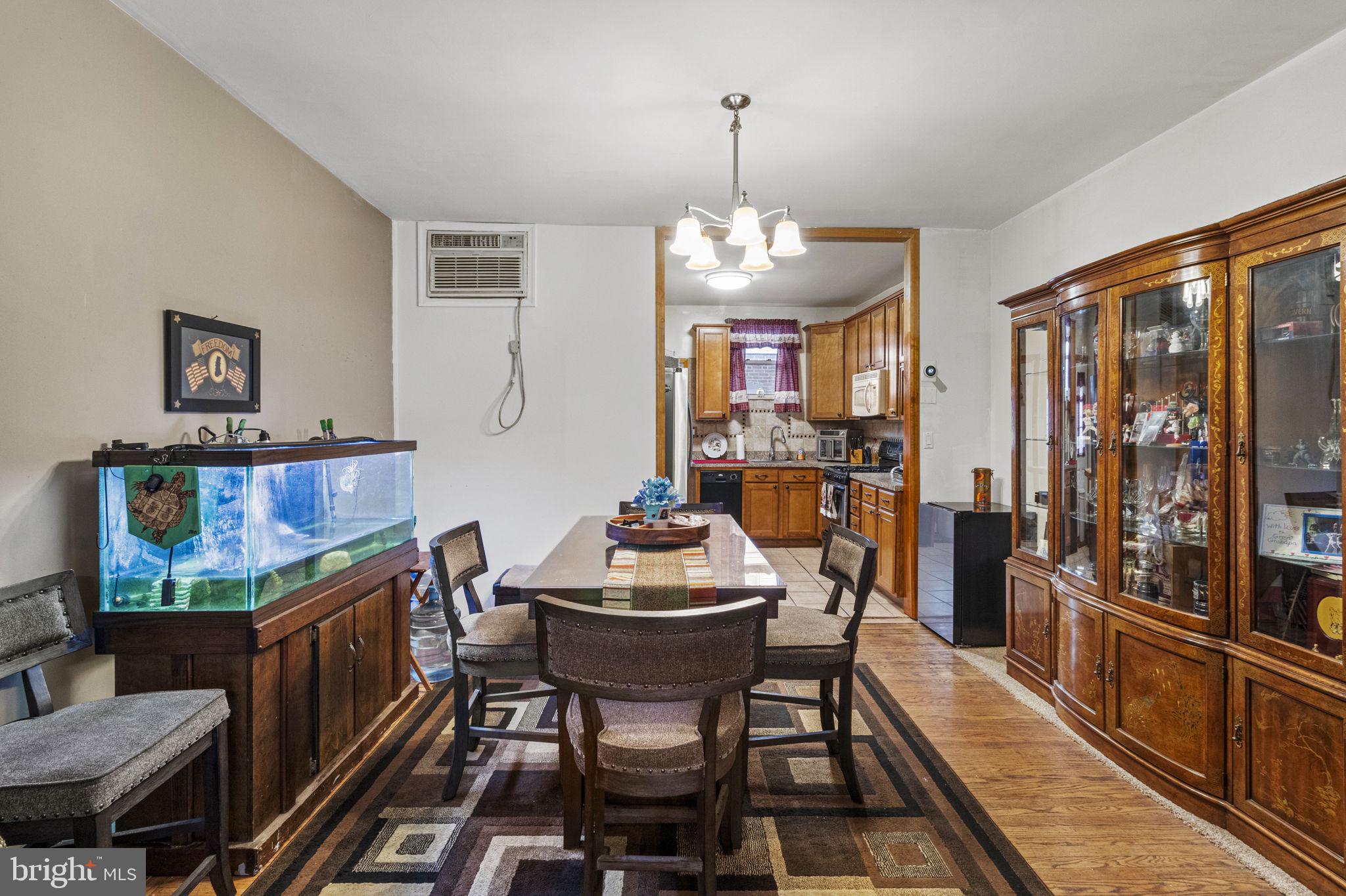 DICKINSON NARROWS - Residential