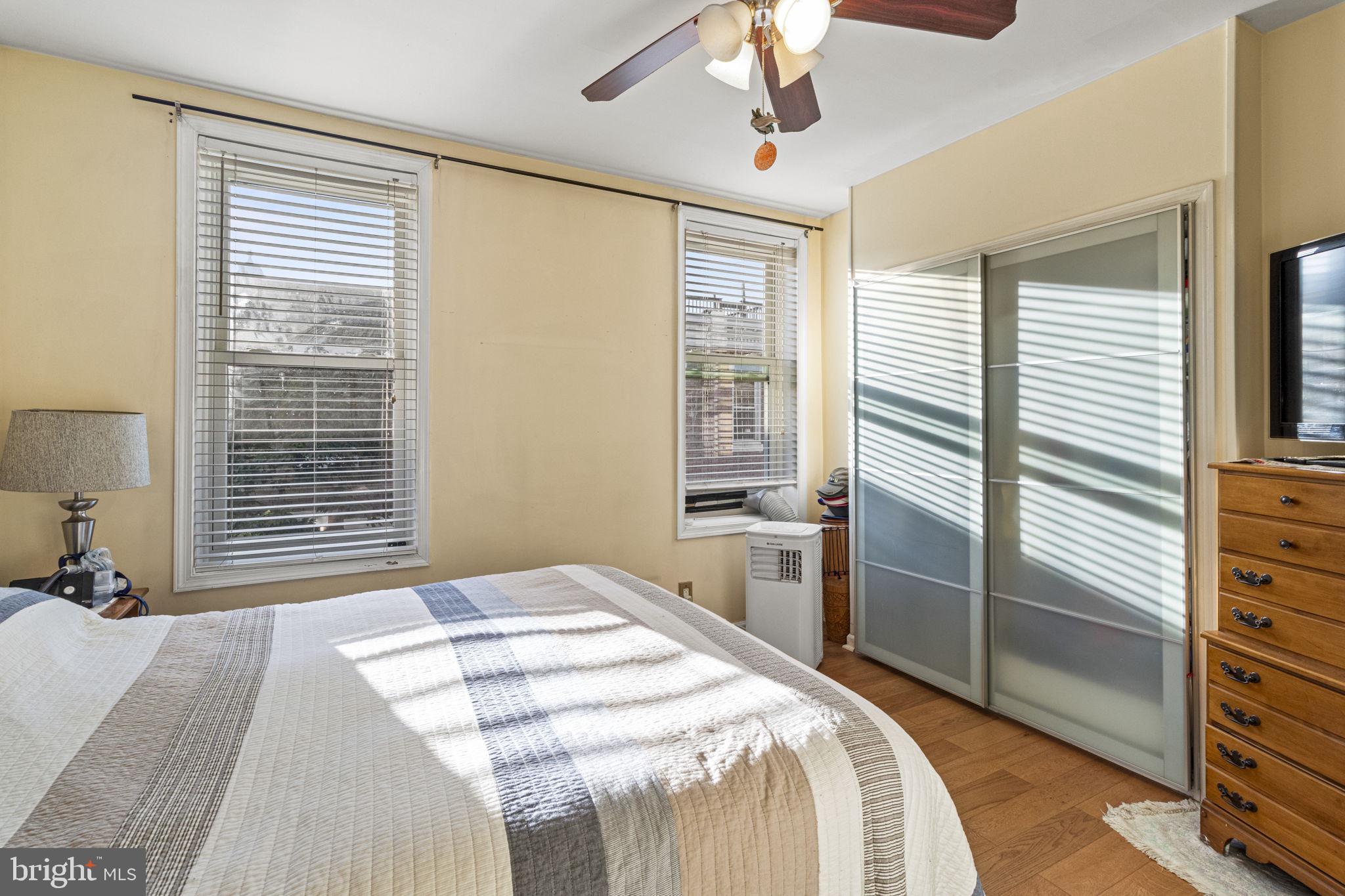 DICKINSON NARROWS - Residential