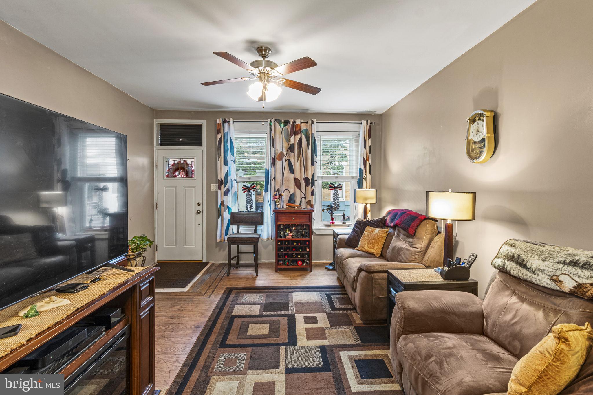 DICKINSON NARROWS - Residential