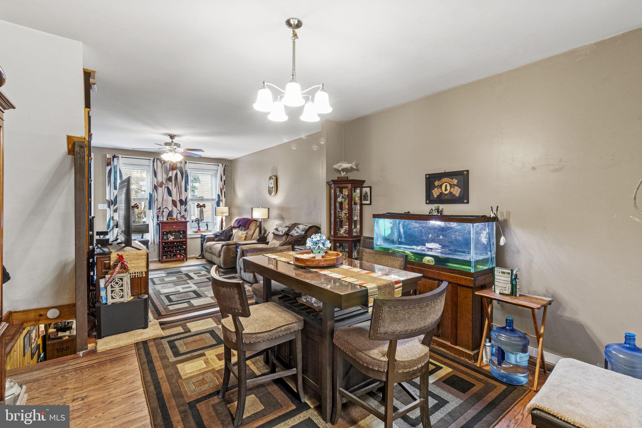 DICKINSON NARROWS - Residential