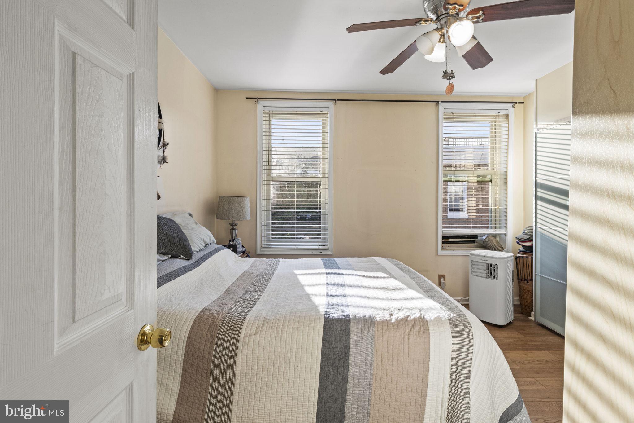 DICKINSON NARROWS - Residential